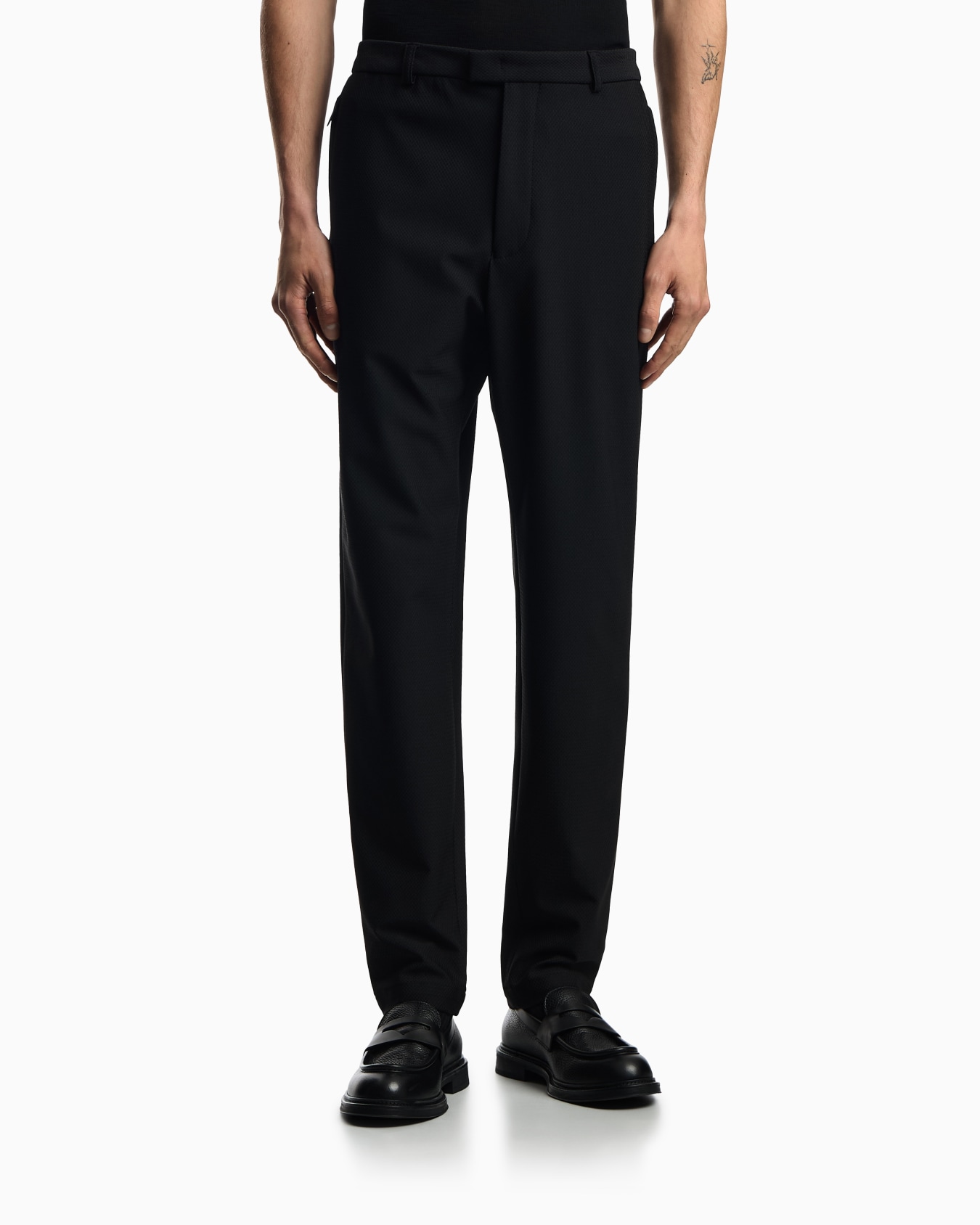 Technical jersey trousers with 3D-effect micro texture Slide 3