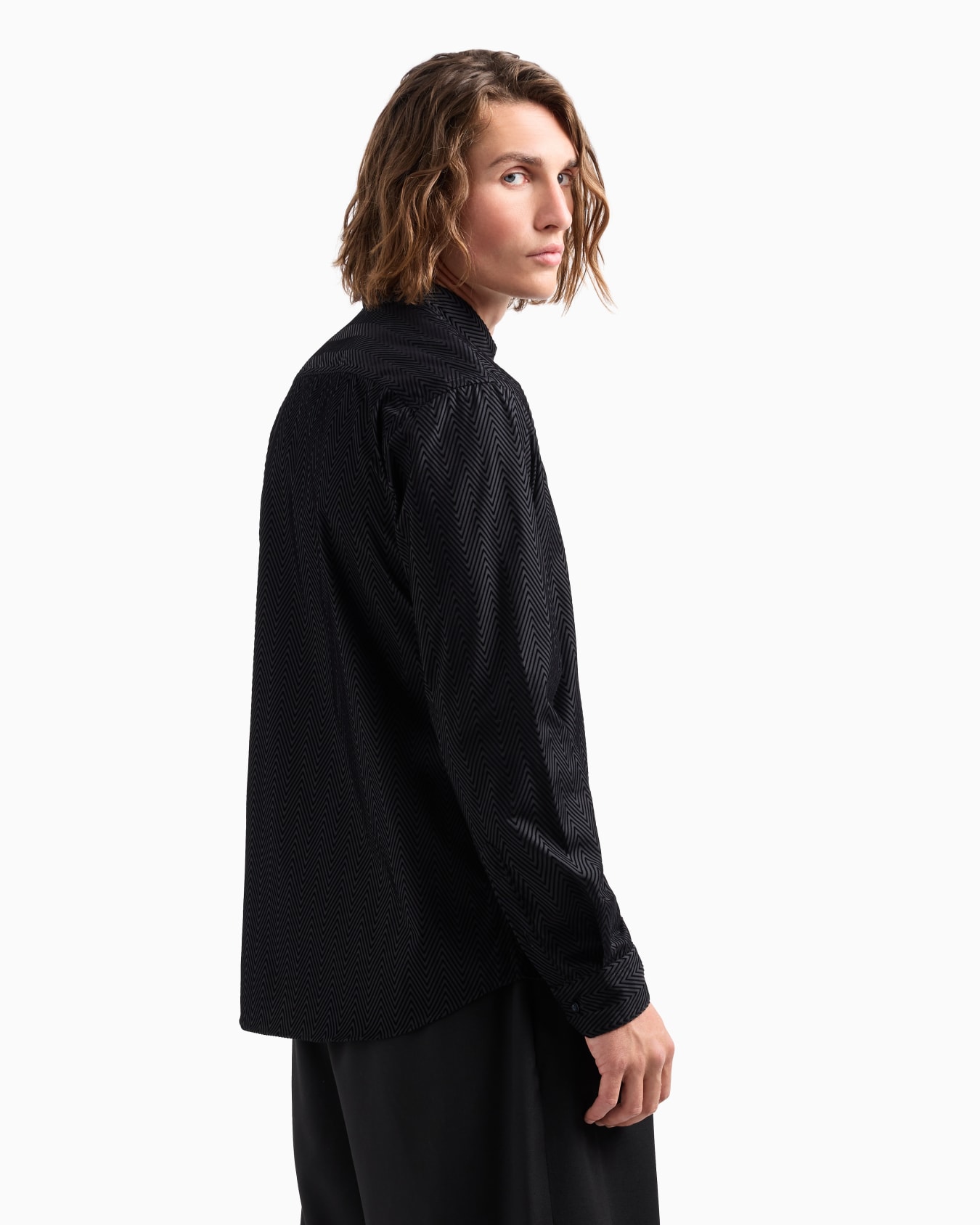 Stretch sateen-cotton shirt with guru collar Slide 2