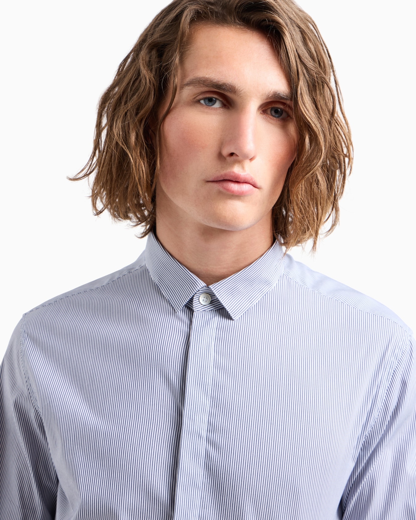 Shirt with a small Italian collar in stretch cotton with jacquard micro-stripes Slide 4
