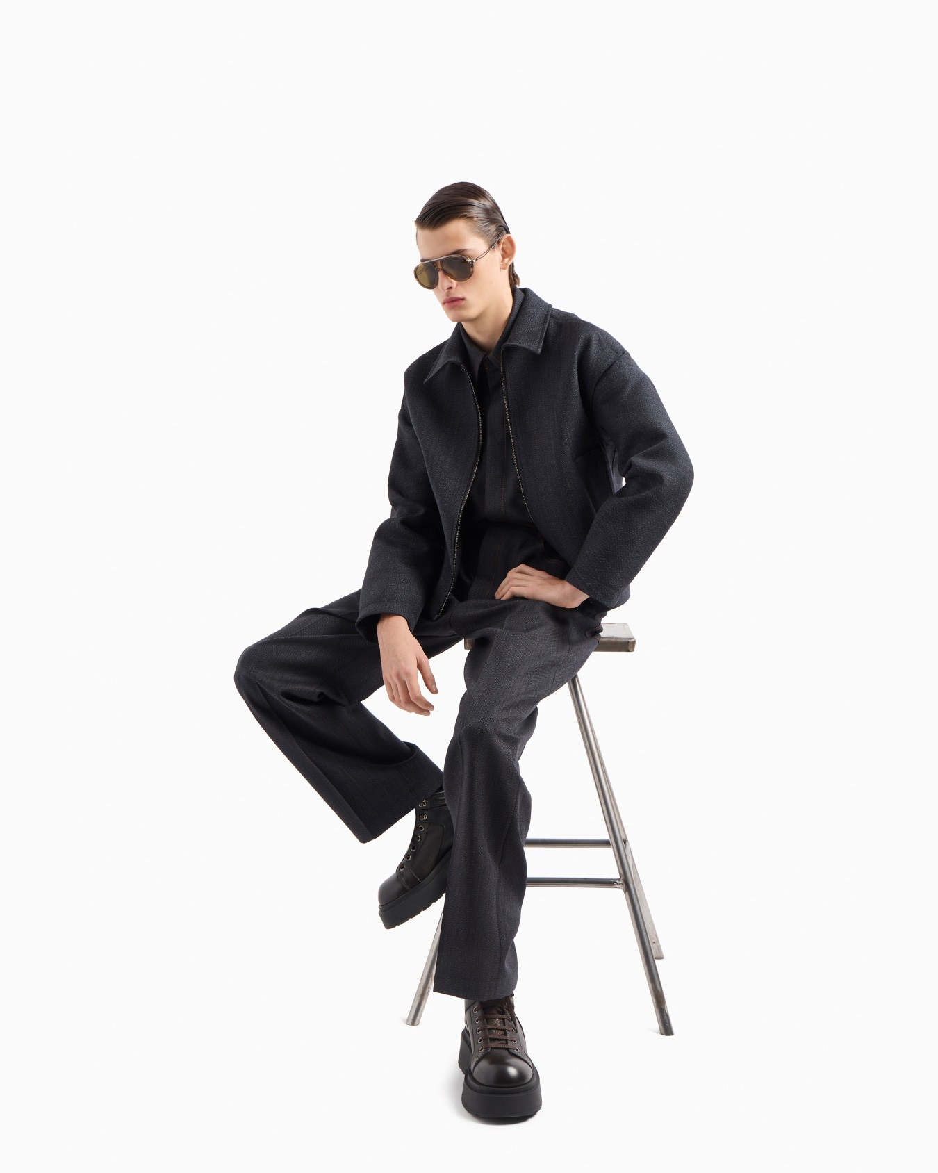 Mouliné wool-blend shirt with chevron motif Slide 4