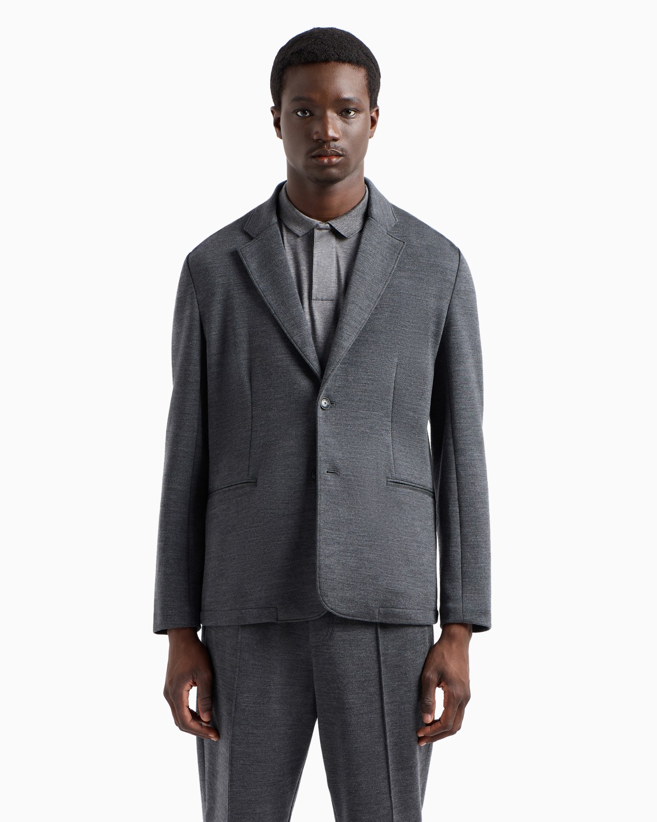 Travel Essential single-breasted jacket in virgin wool-blend jersey Slide 2