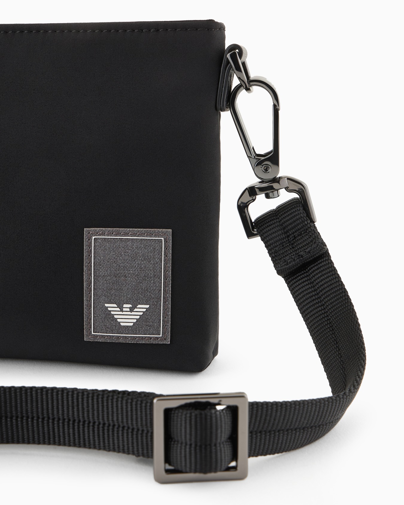 Travel Essential nylon tech case Slide 4