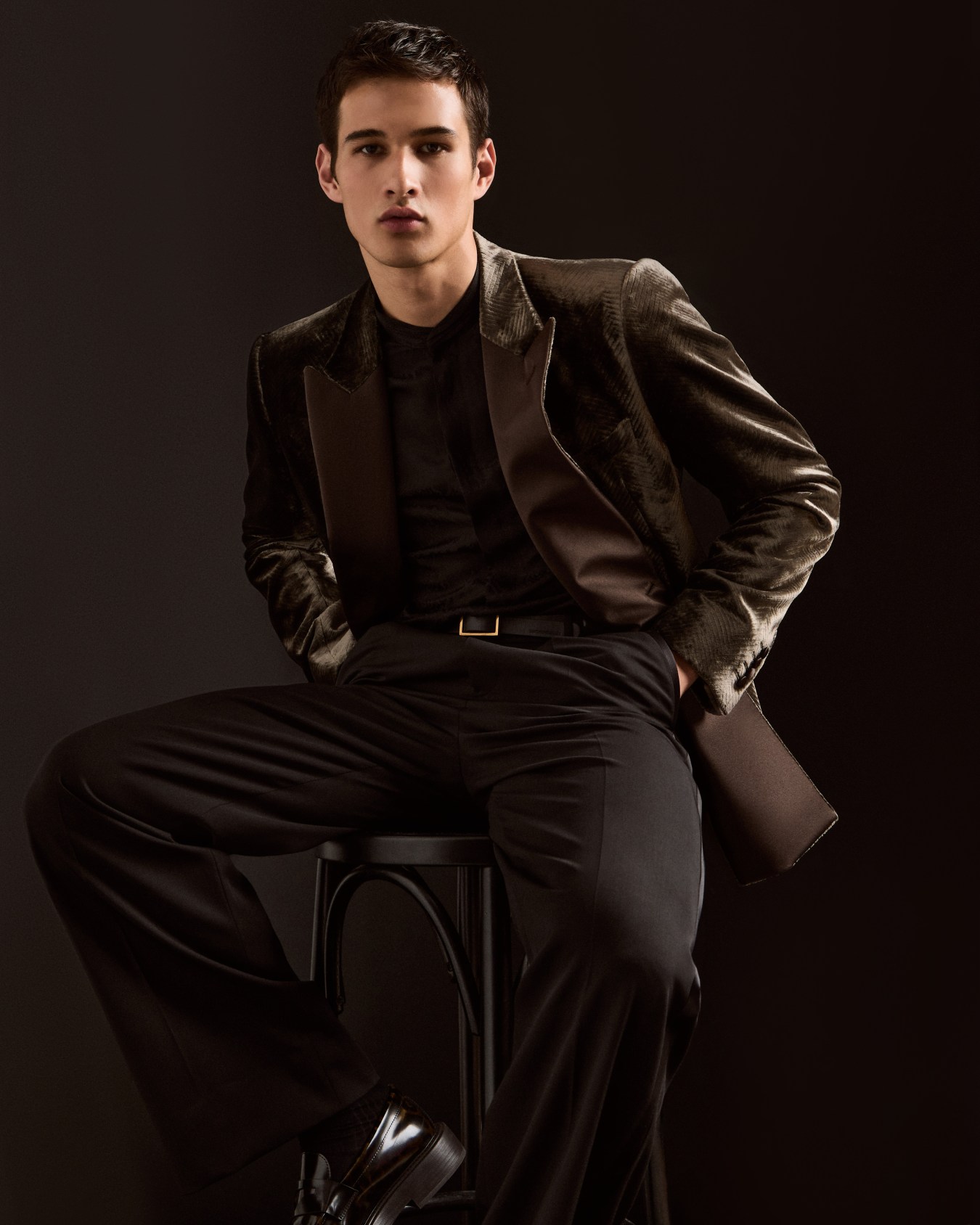 Silk-blend animal jacquard shirt with guru collar Slide 5