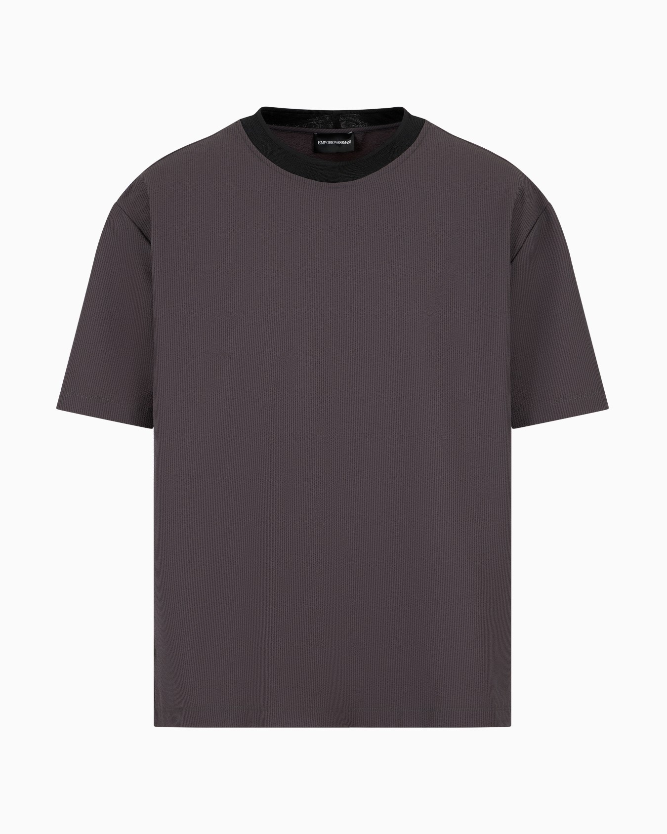 Super-lightweight technical-seersucker T-shirt Slide 0