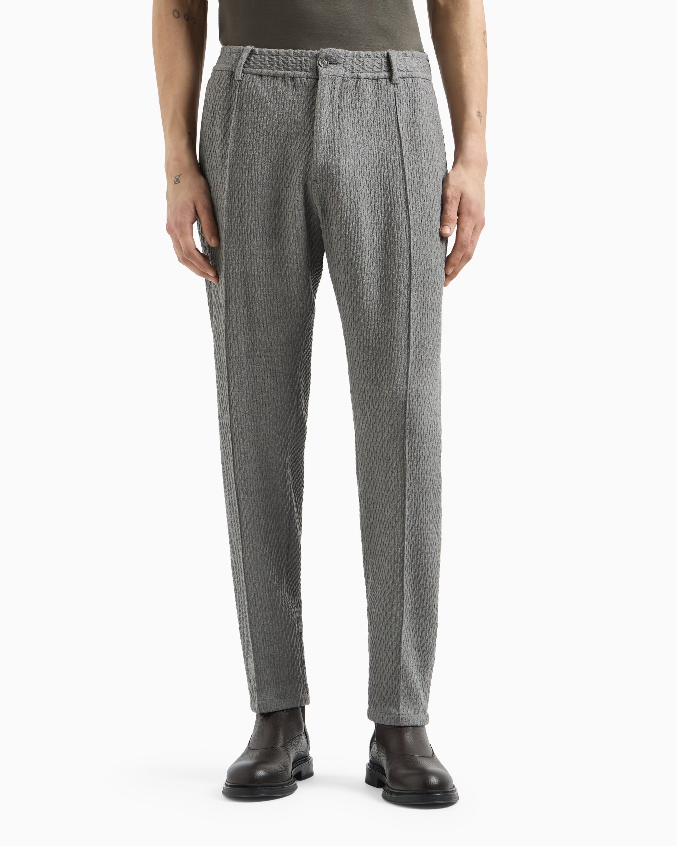 Chinos in 3D-effect virgin-wool stretch-jersey knit with ribs Slide 1