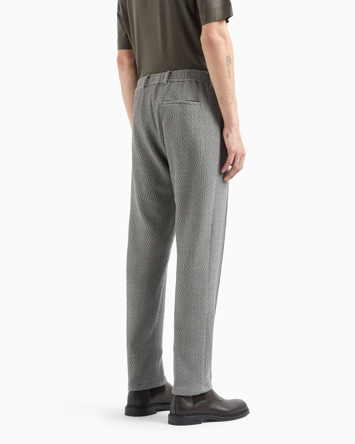 Chinos in 3D-effect virgin-wool stretch-jersey knit with ribs Slide 2