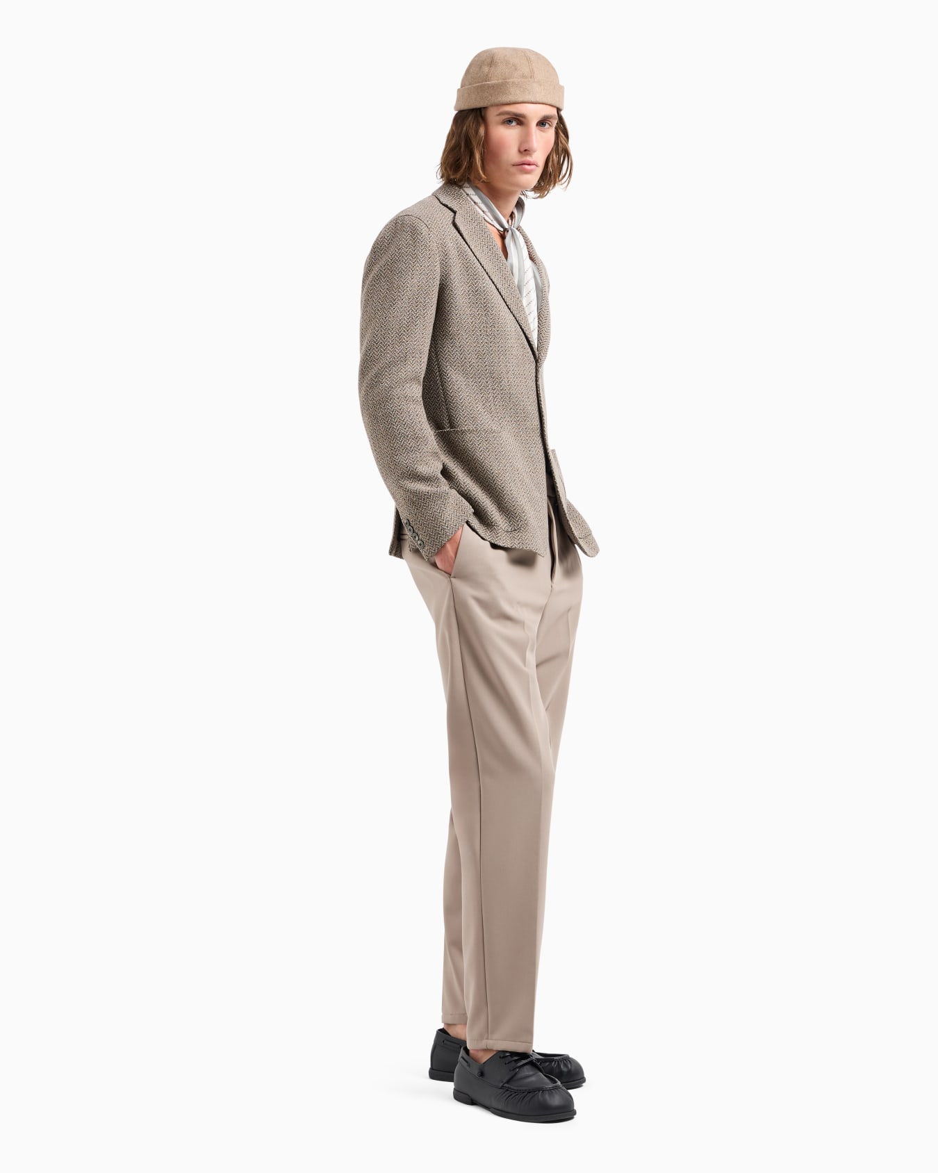 Modern-fit single-breasted jacket in a mouliné virgin-wool blend with chevron motif Slide 3