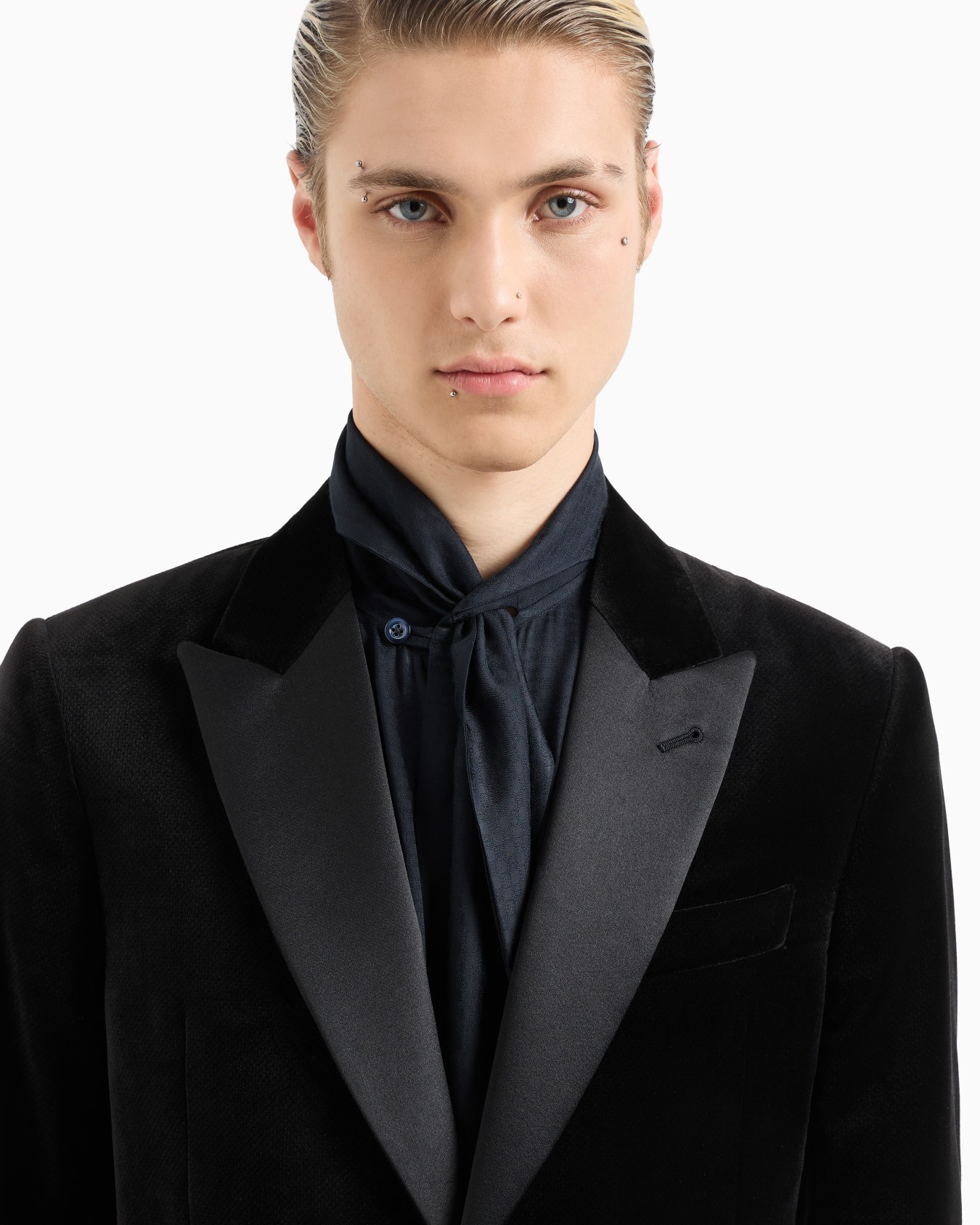 Veste de smoking en velours avec motif effet imprimé all over Diapositive 4