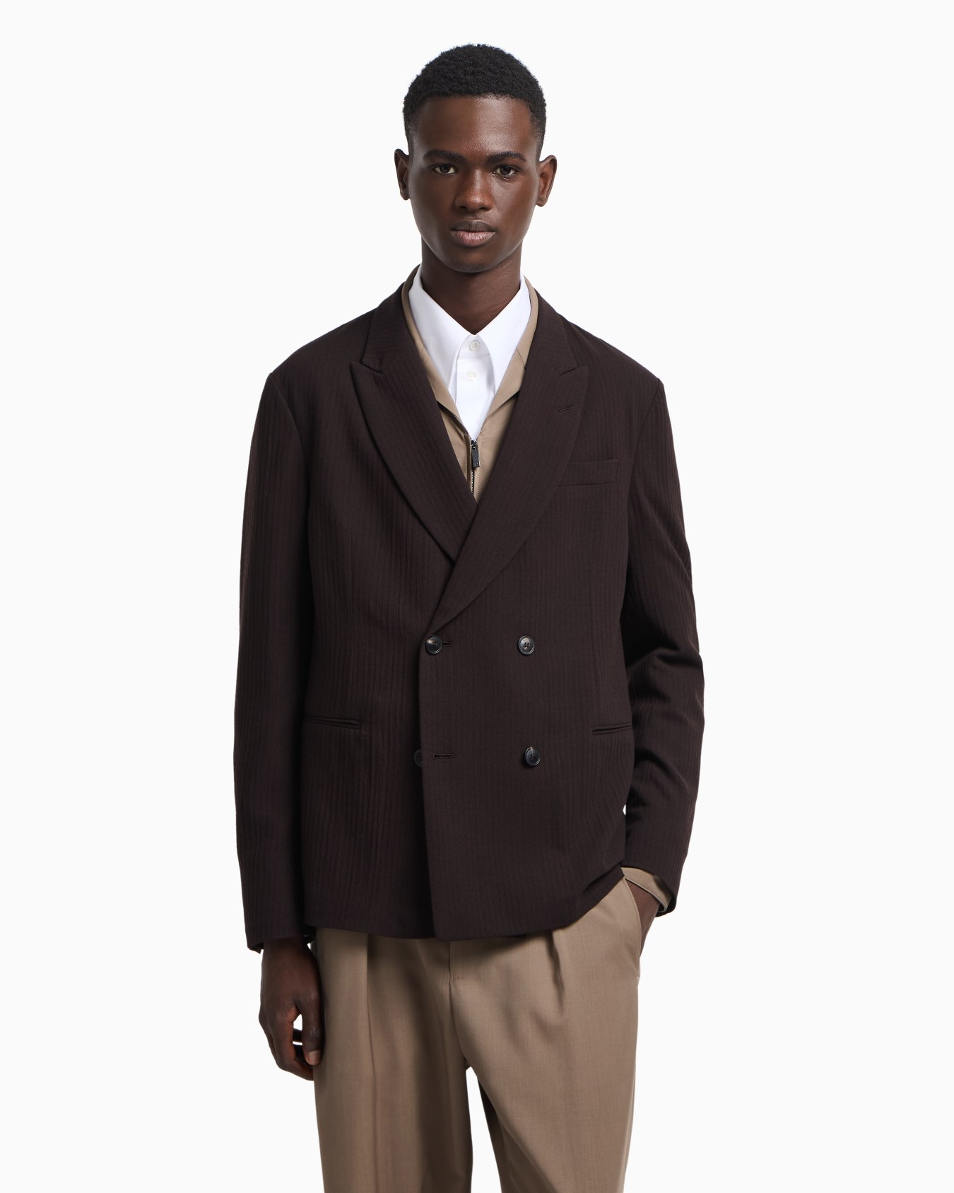 Double-breasted jacket in wool crêpe with 3D effect Slide 4
