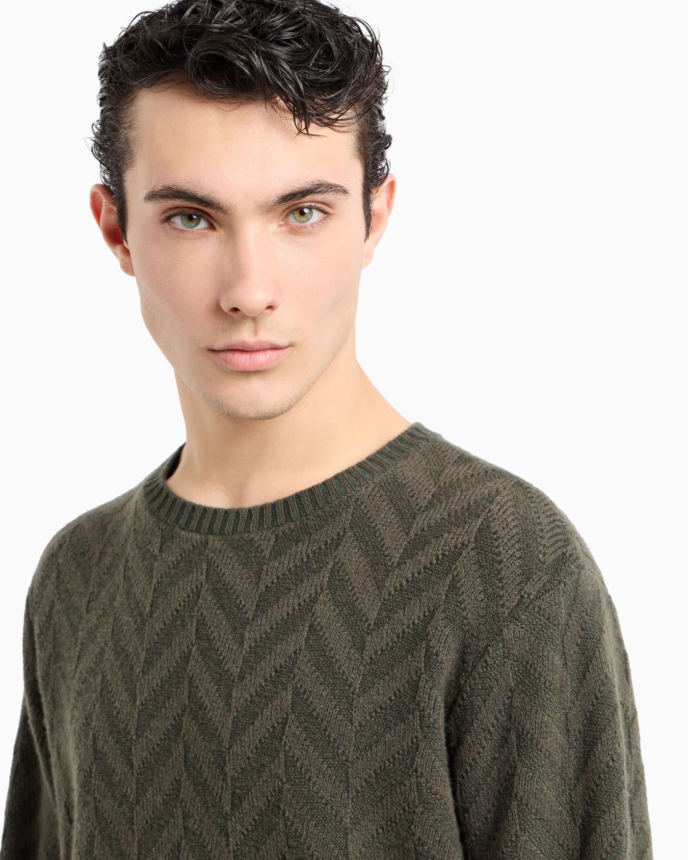 Icon virgin-wool jumper with two-tone jacquard chevron motif Slide 4
