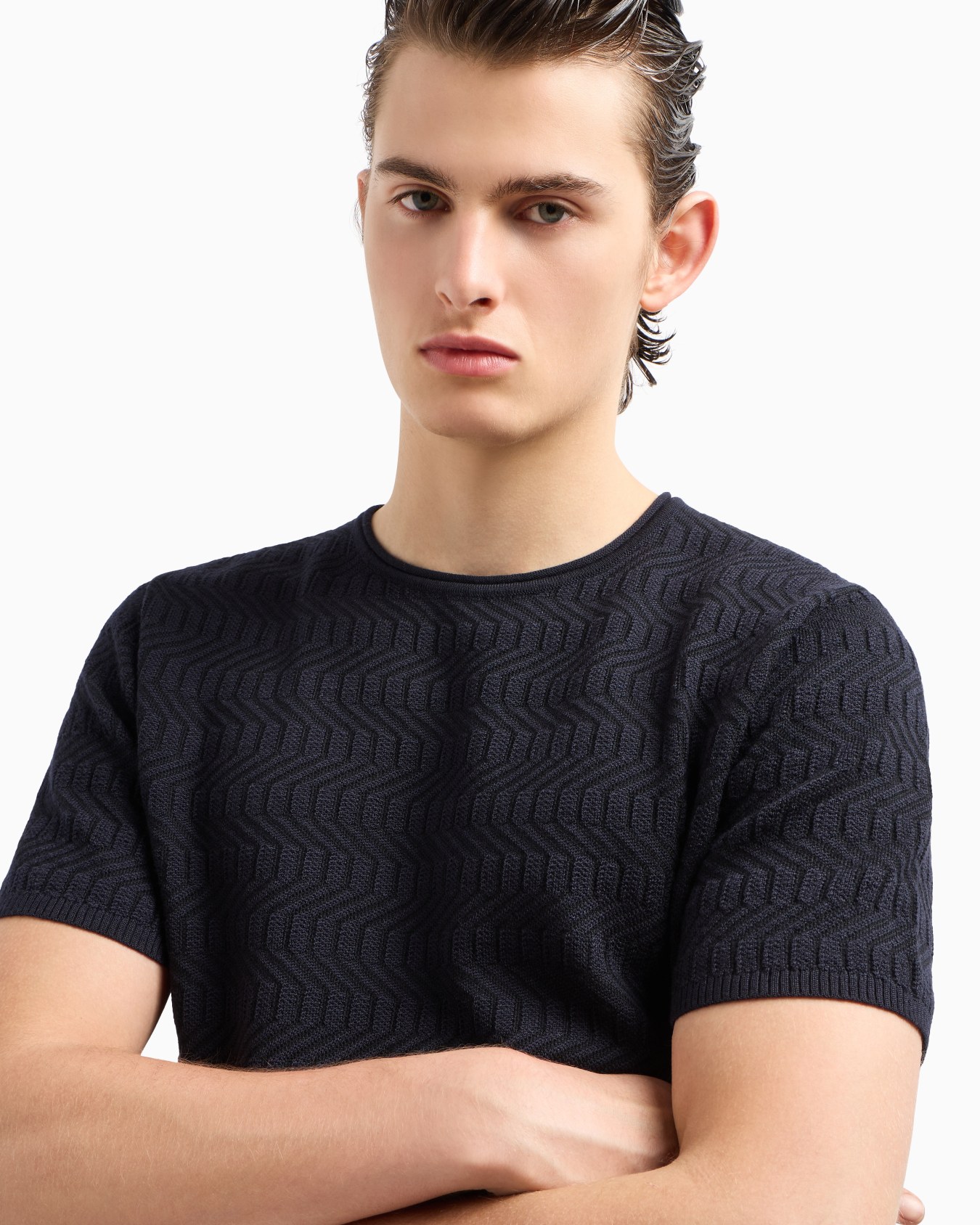 Icon virgin-wool crew-neck jumper with two-tone op-art jacquard motif Slide 4