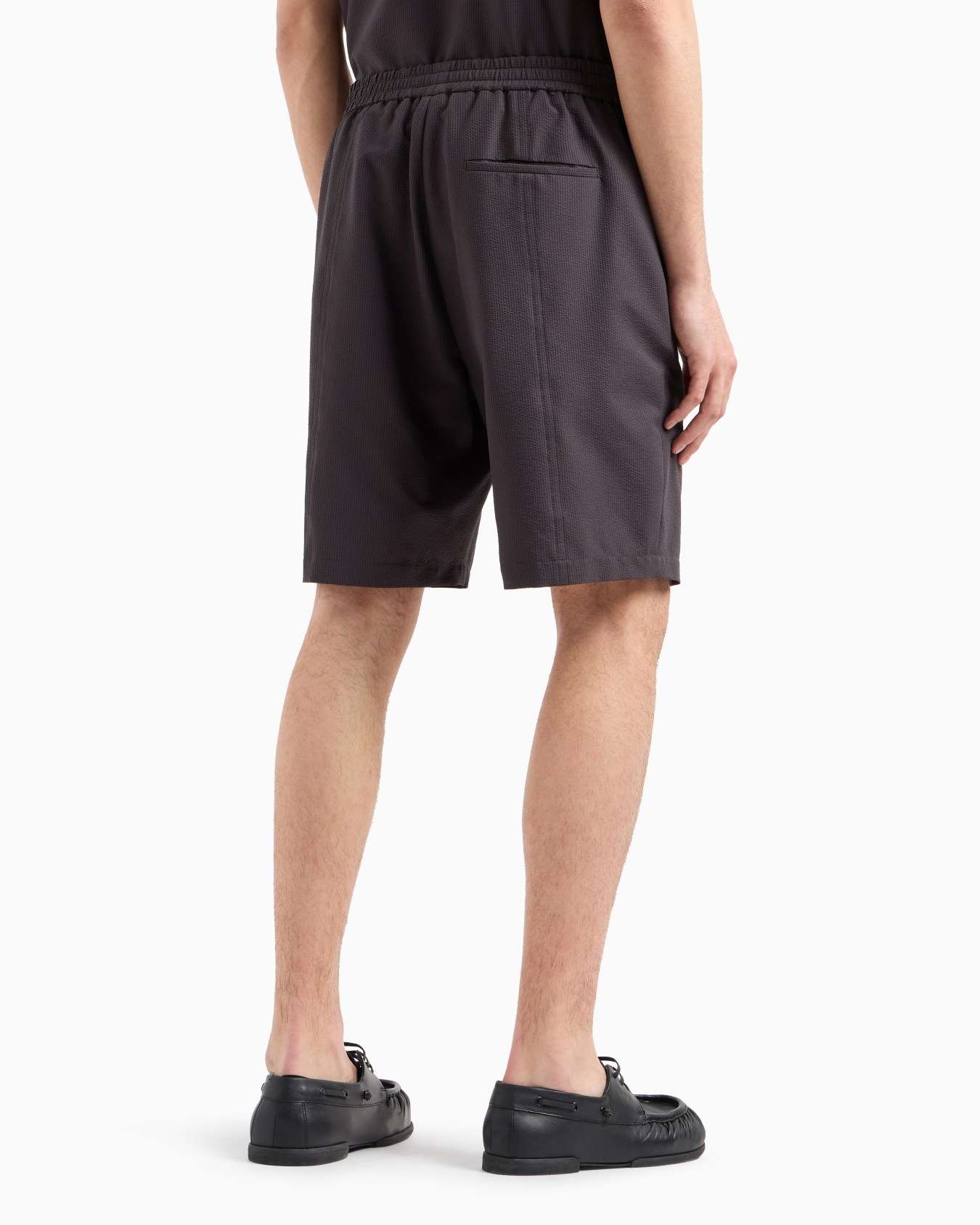 Ultra-light technical seersucker Bermuda shorts with drawstring Slide 2