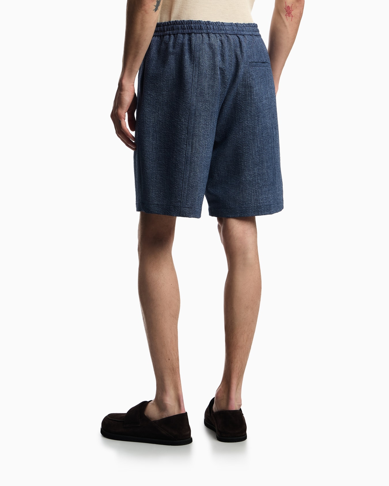 Drawstring Bermuda shorts in printed seersucker fabric Slide 2