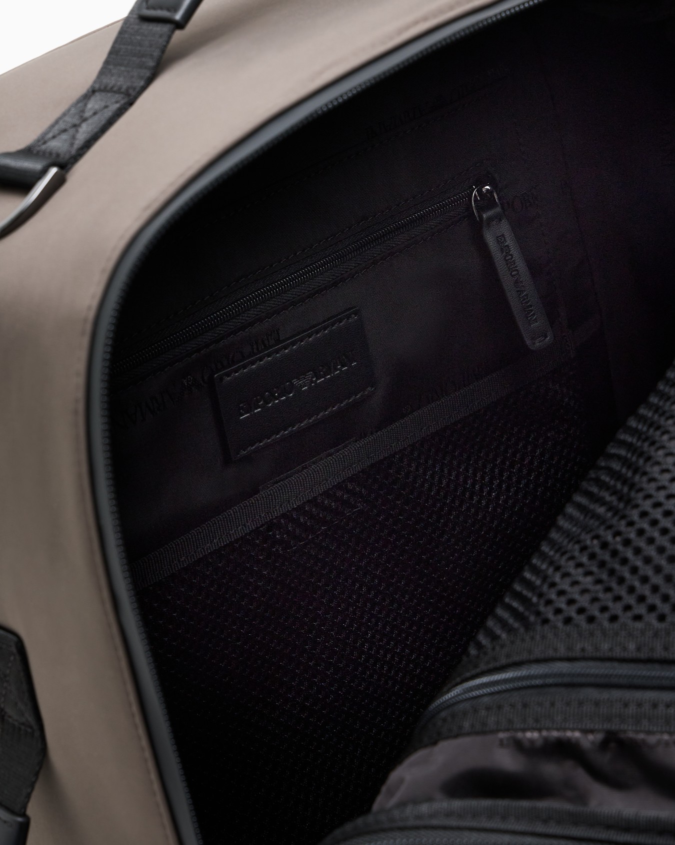 Travel Essentials nylon backpack Slide 3
