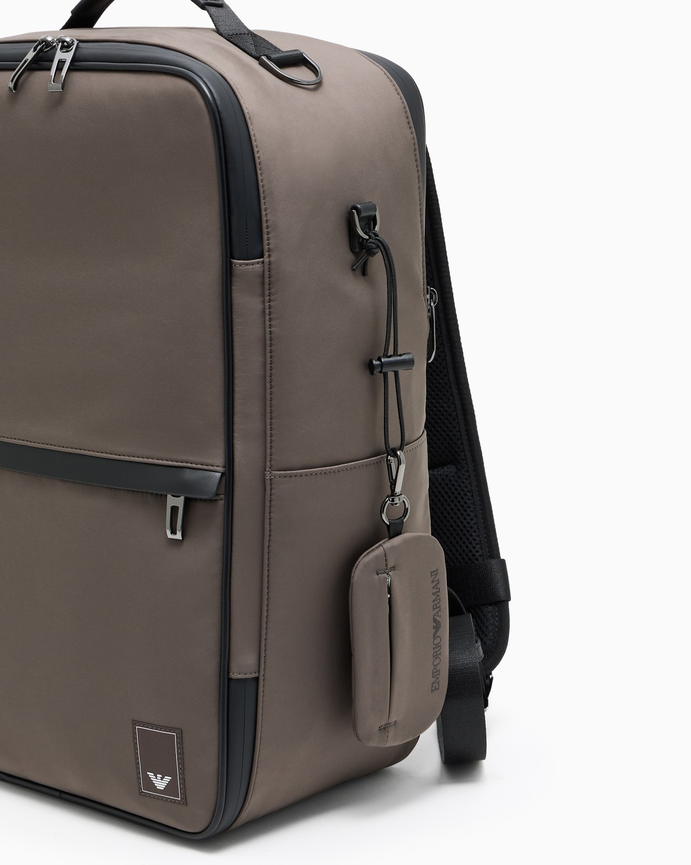 Travel Essentials nylon backpack Slide 4
