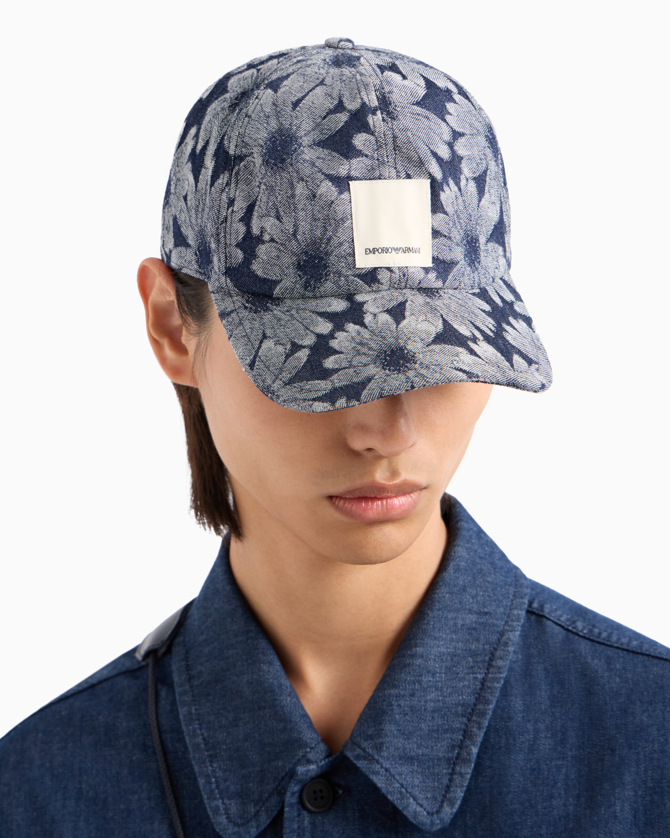 ASV baseball cap with all-over daisy jacquard motif from the Peace capsule collection Slide 2