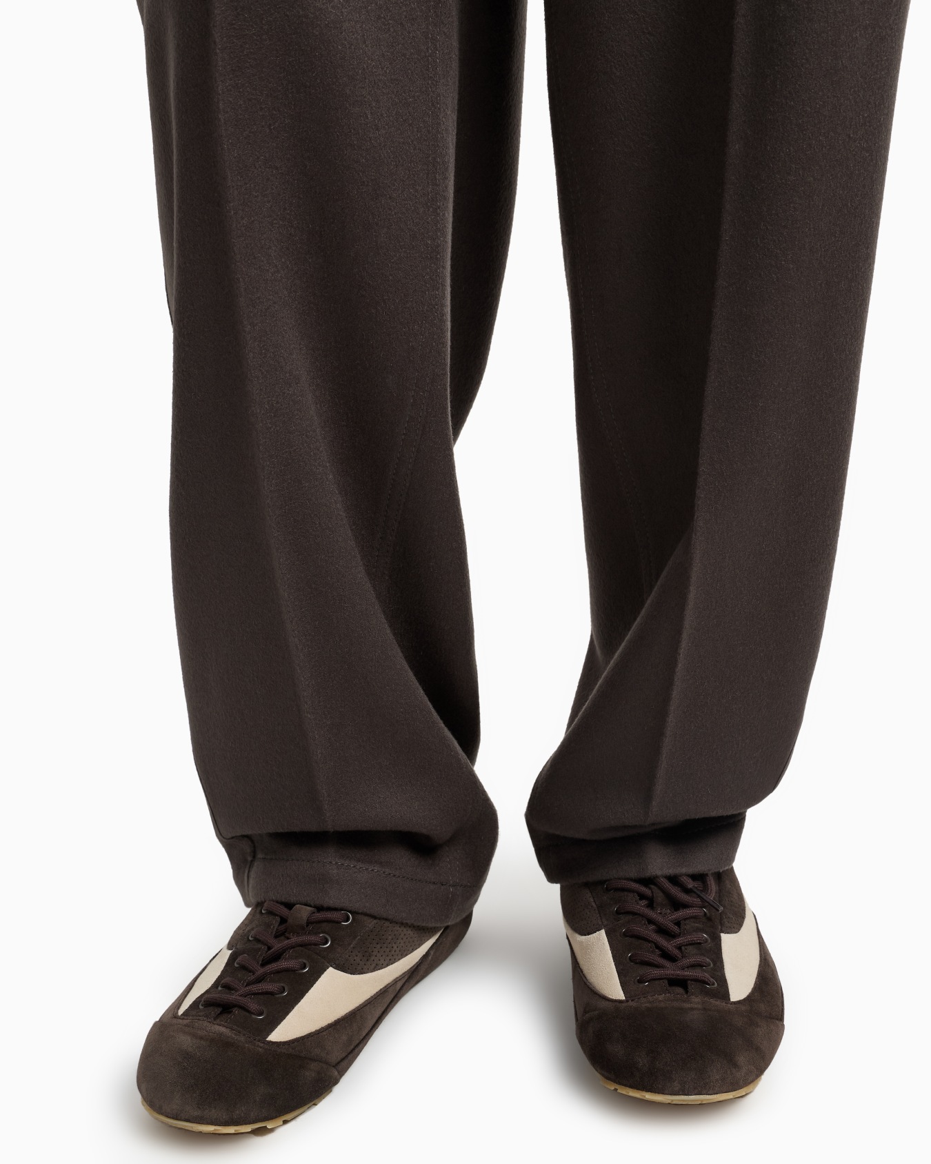 Compact virgin wool wide-leg trousers Slide 5
