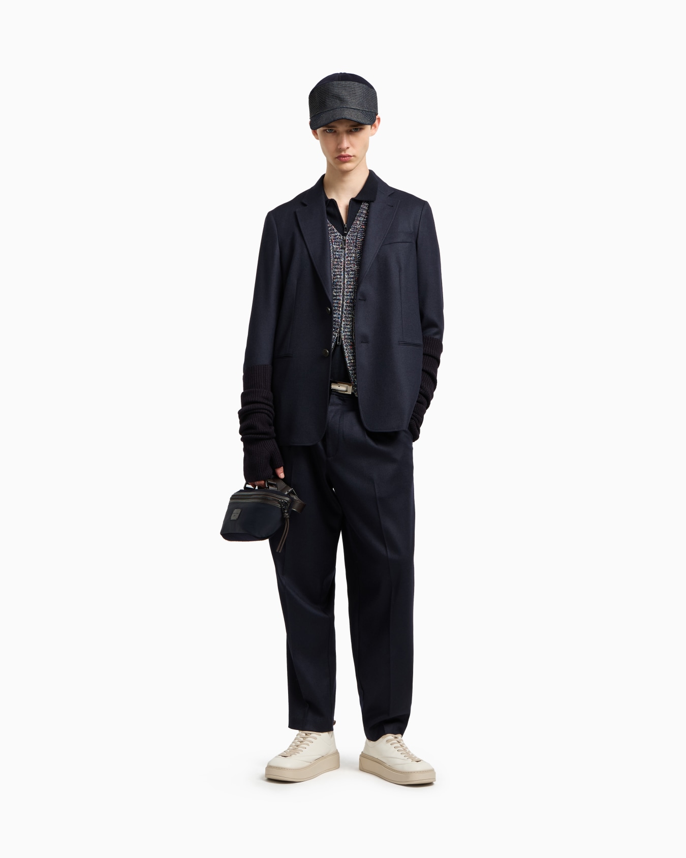 Polo-shirt collar jumper in pure virgin wool Slide 2