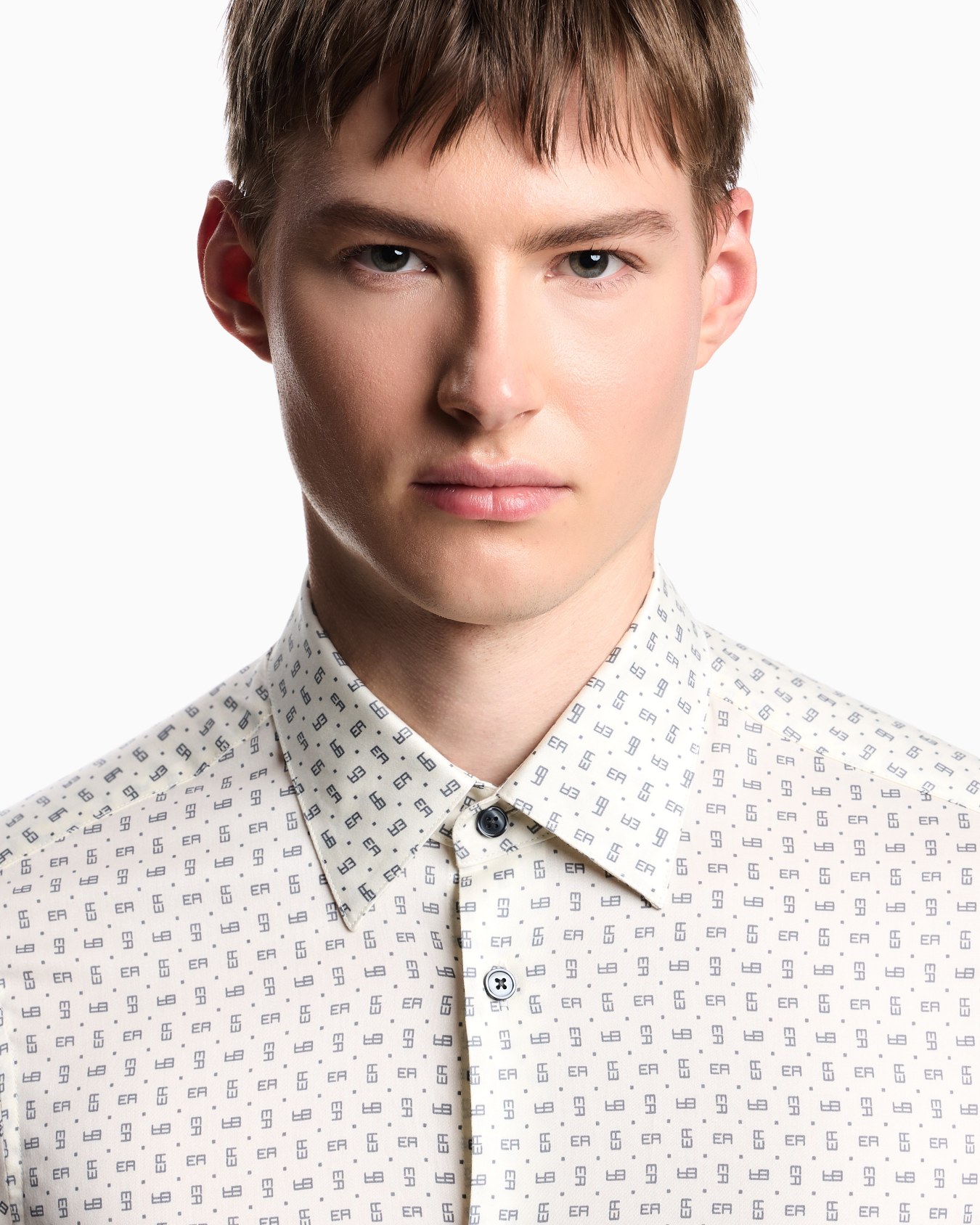 Printed-pattern stretch cotton shirt Slide 4