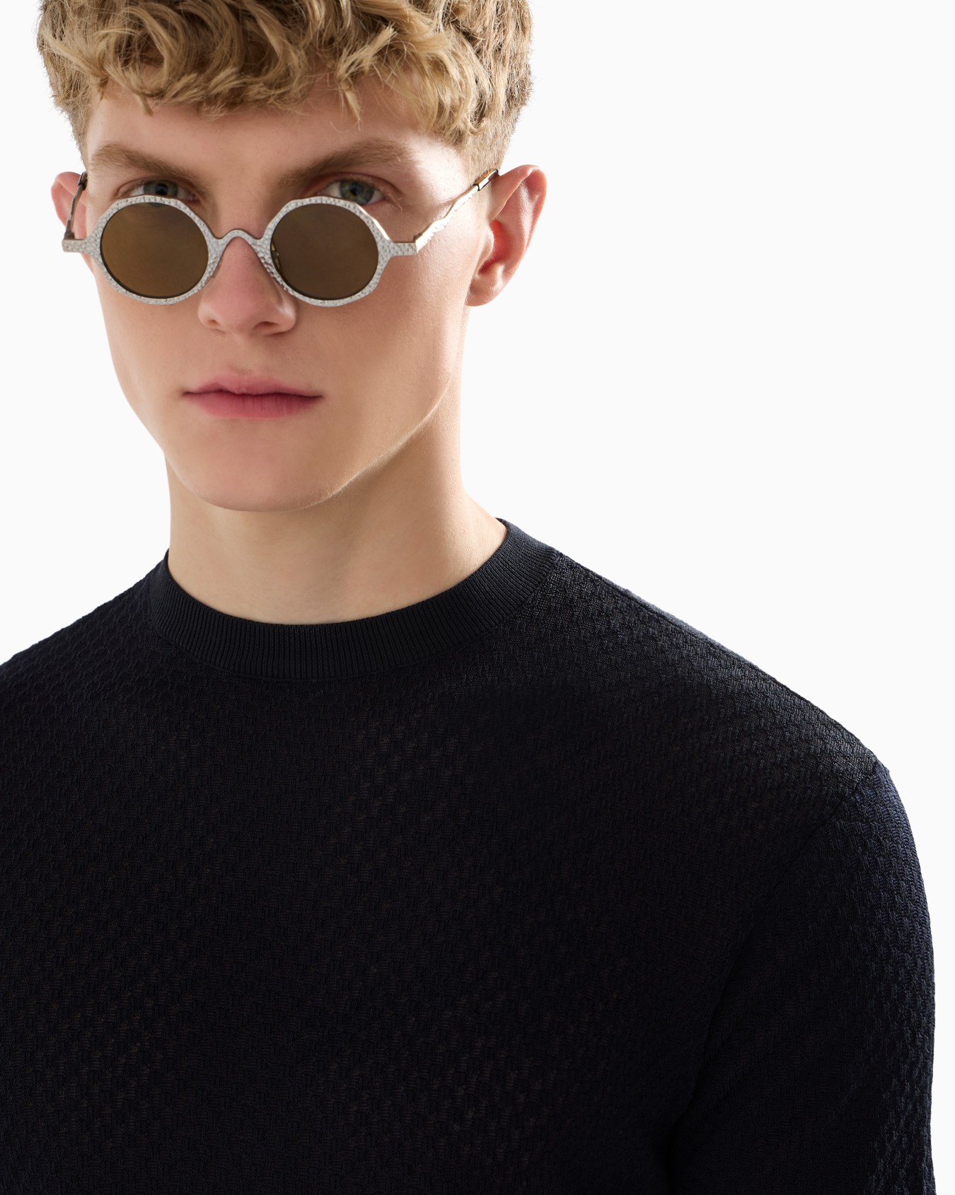 Micro-pattern jacquard jumper Slide 4