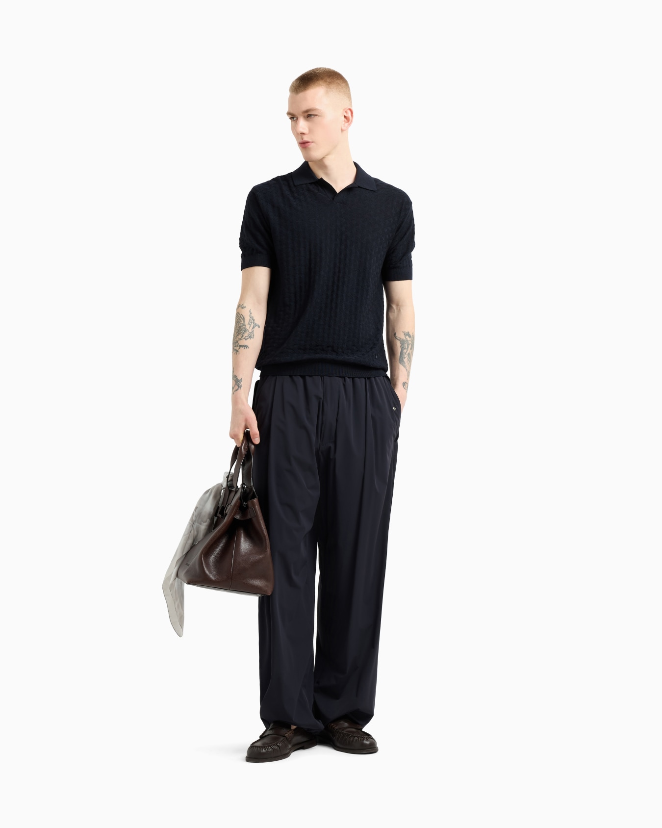 US Exclusive woven-effect virgin-wool jumper with a polo-shirt collar Slide 1