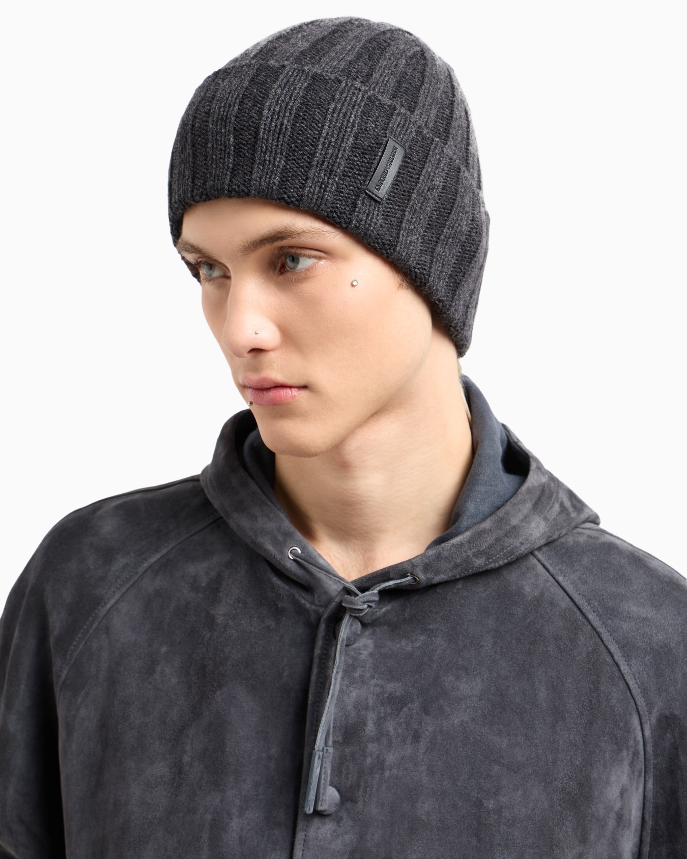 Pure cashmere, ribbed beanie Slide 3