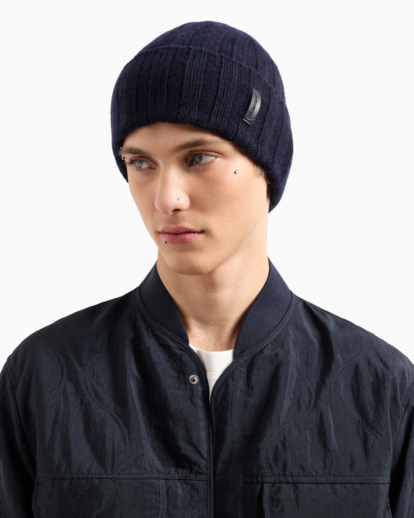 Gorro de cachemira pura acanalada Diapositiva 3