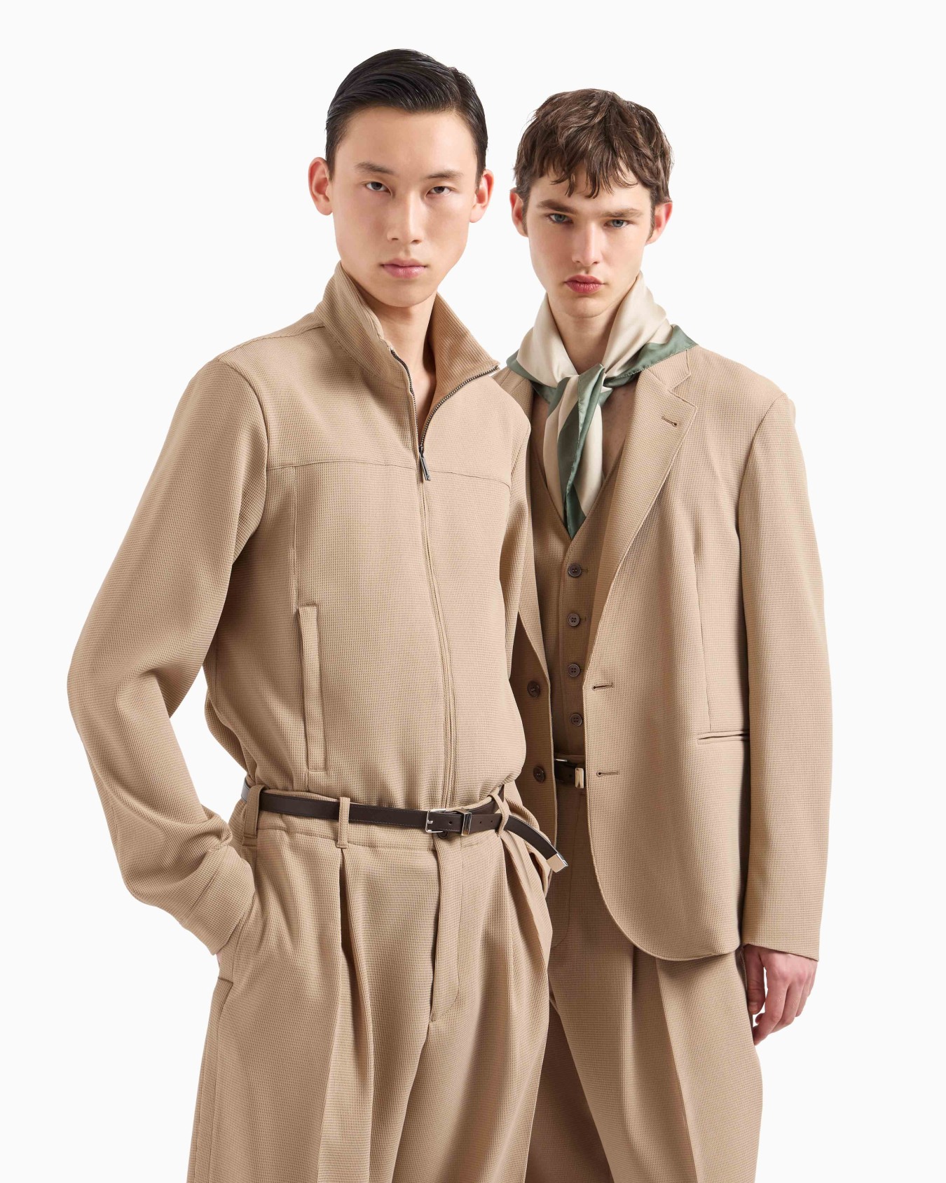 Icon full-zip blouson in piqué-effect micro-textured crêpe jersey Slide 6
