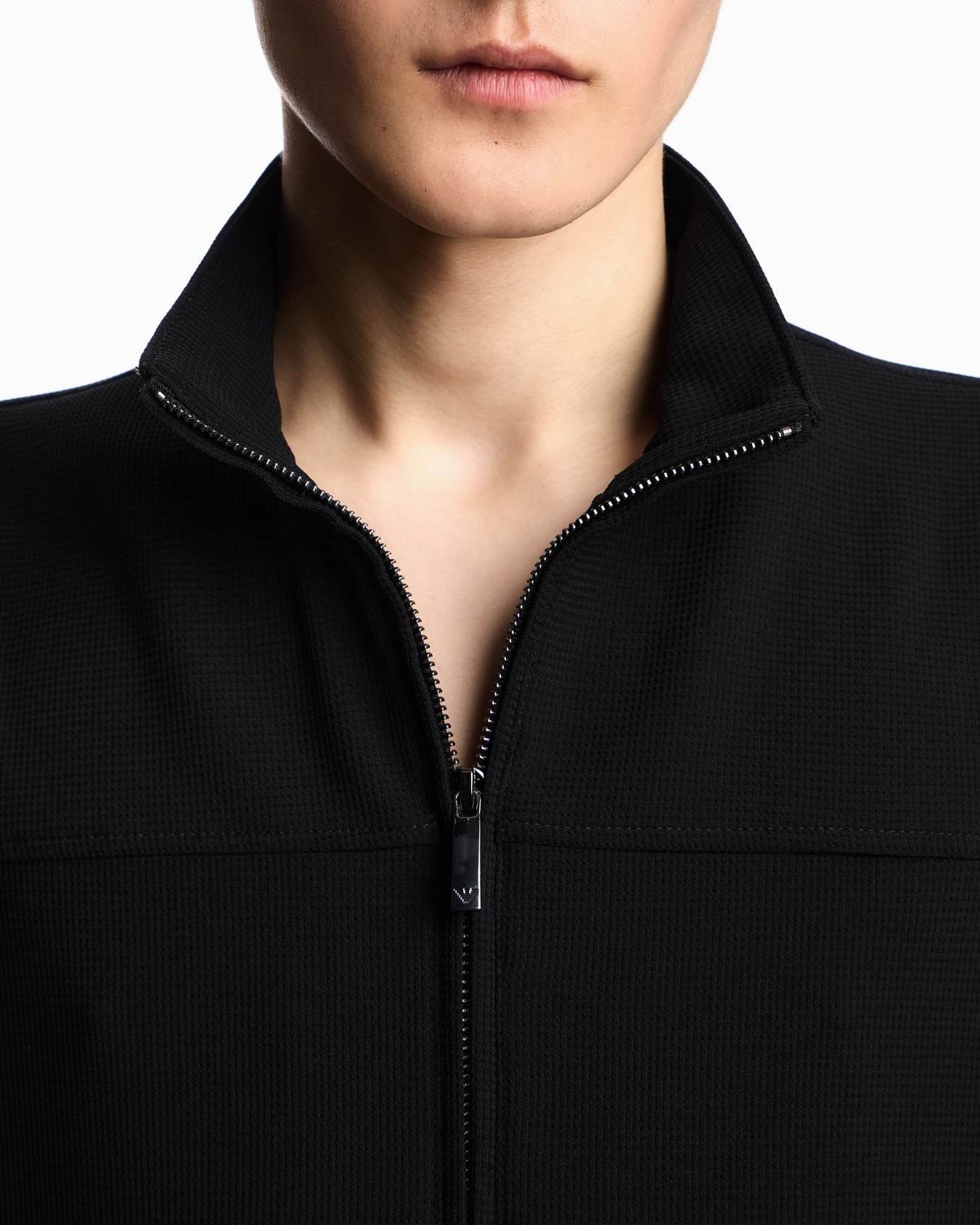Icon full-zip blouson in piqué-effect micro-textured crêpe jersey Slide 4