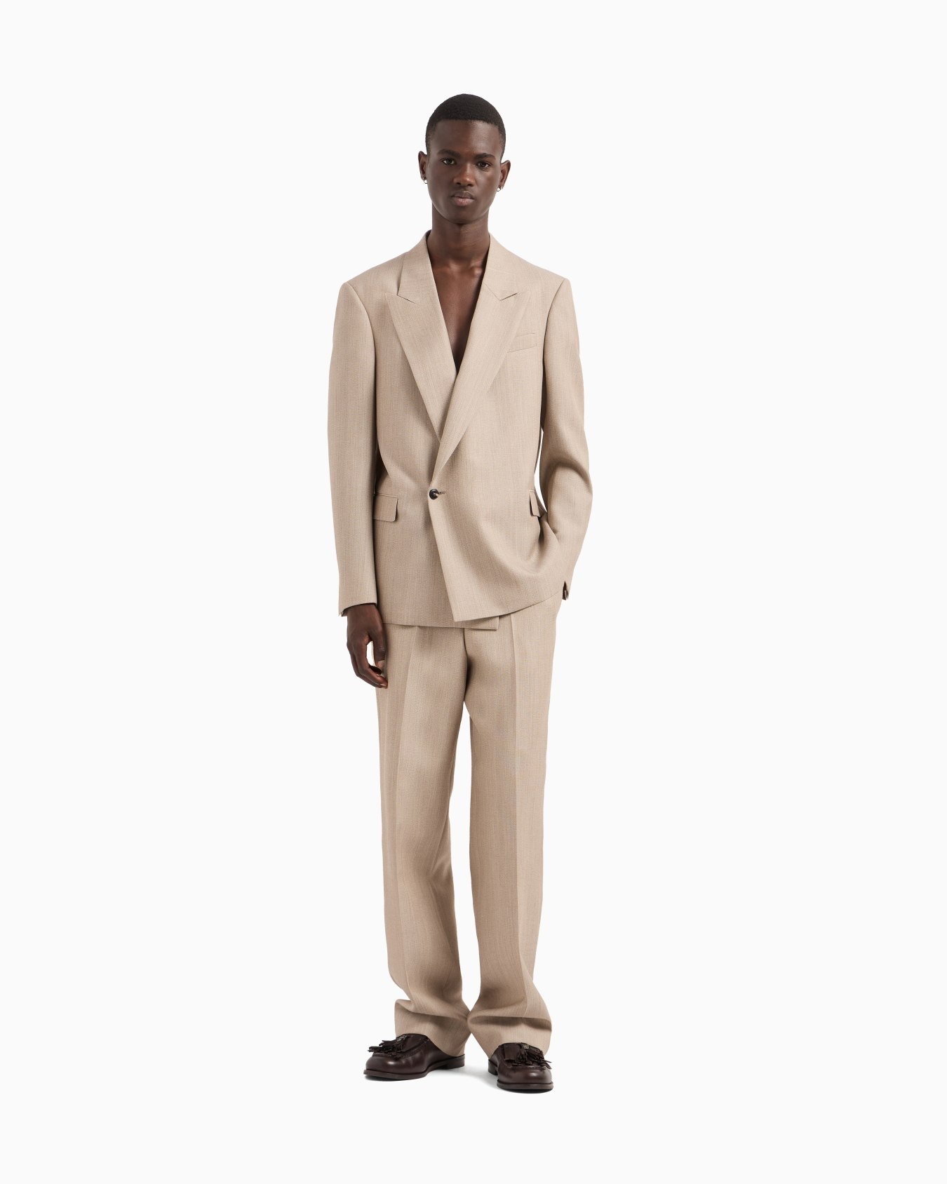 Regular Fit Suits Slide 4