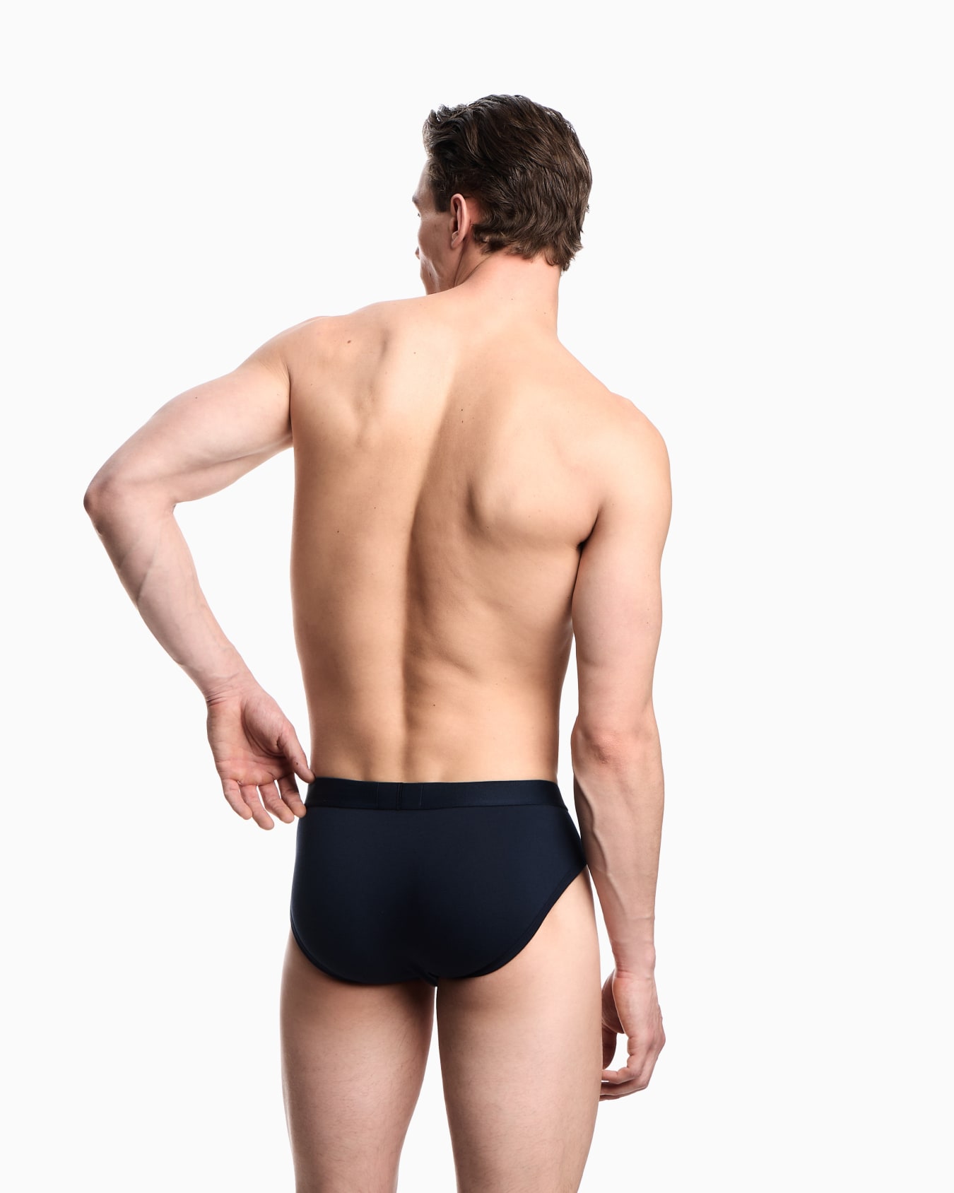 Three-pack of Essential logolabel jersey briefs Slide 2