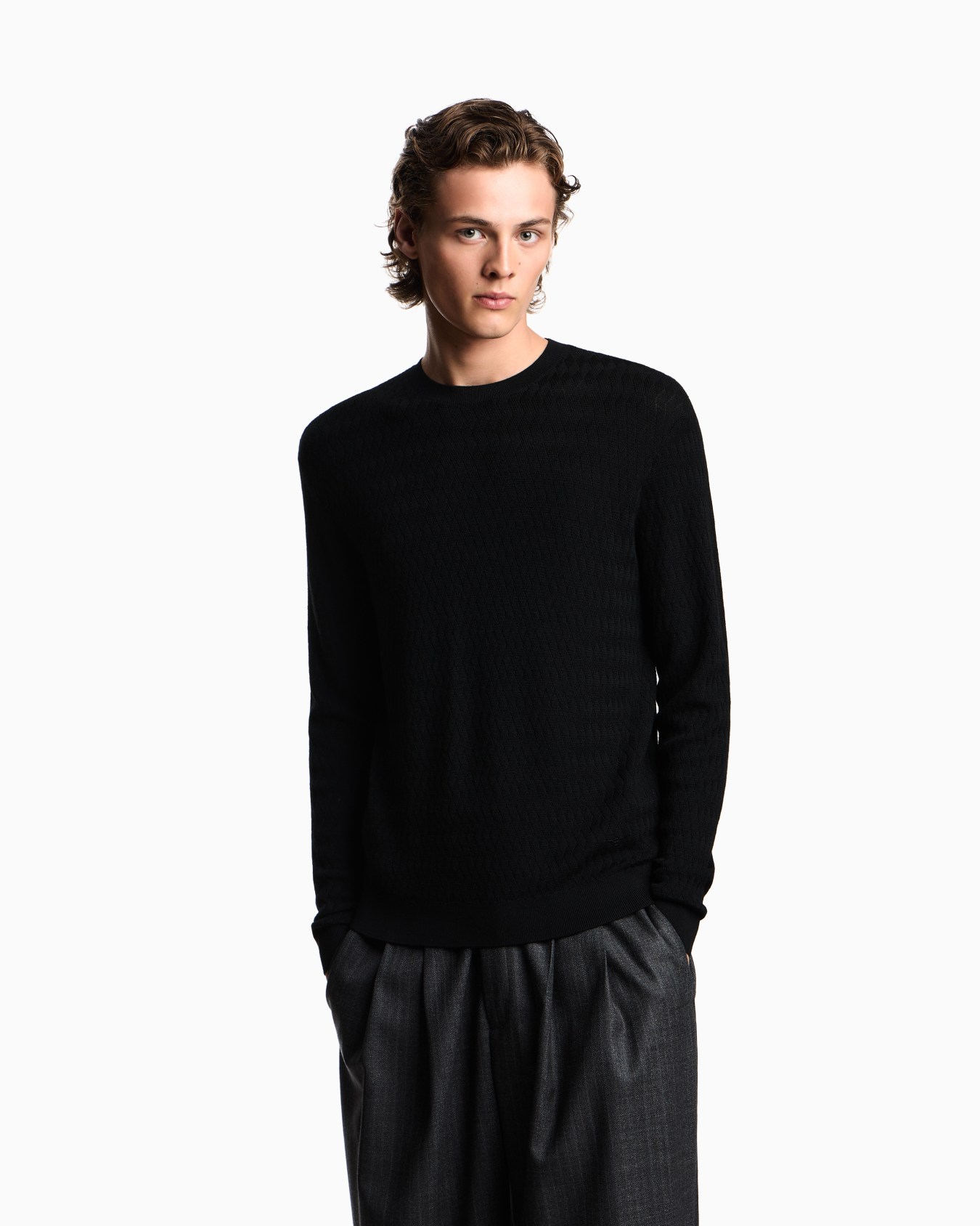 Virgin wool jumper with embossed jacquard pattern Slide 3