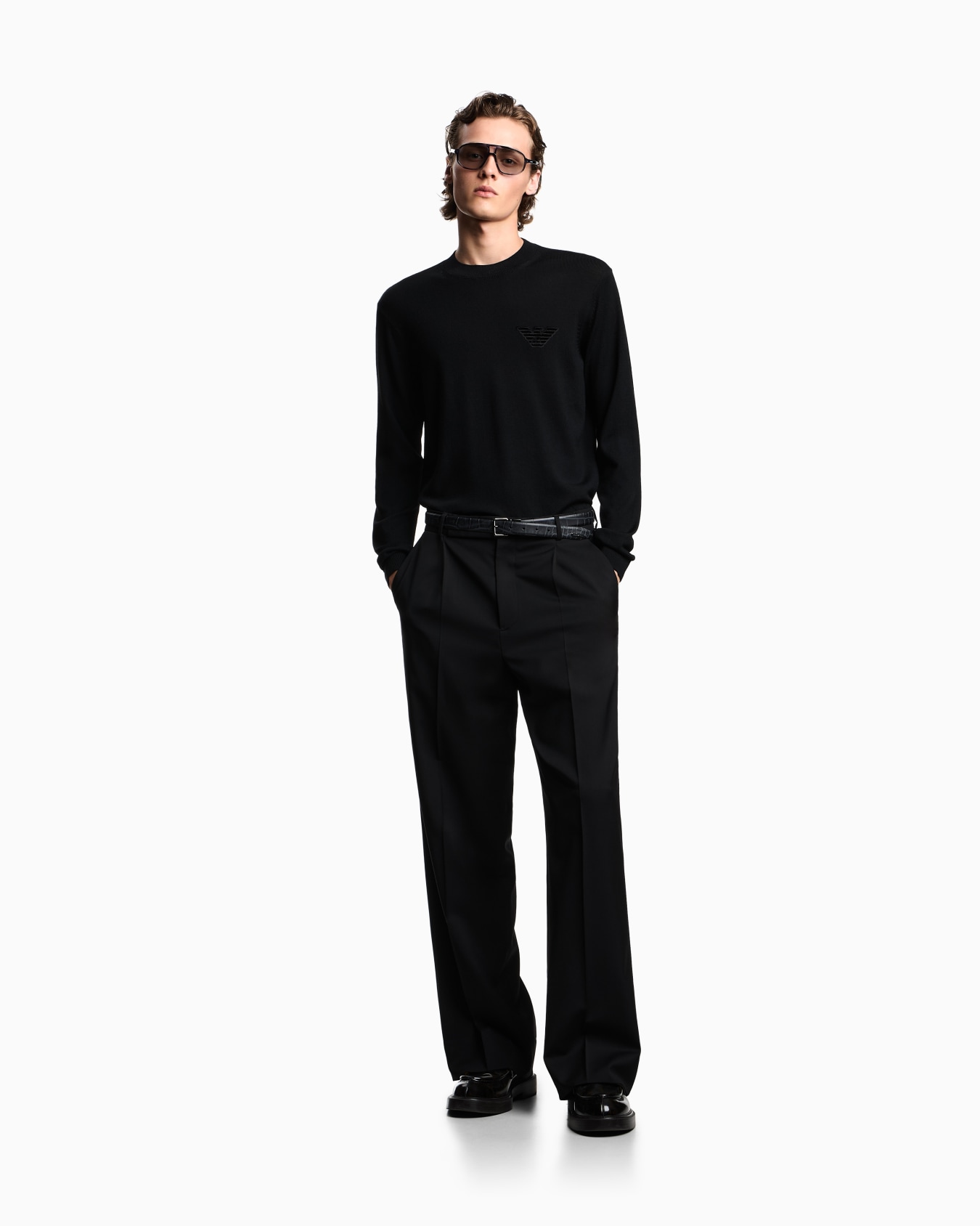 Plain-knit virgin-wool jumper with eagle patch Slide 1