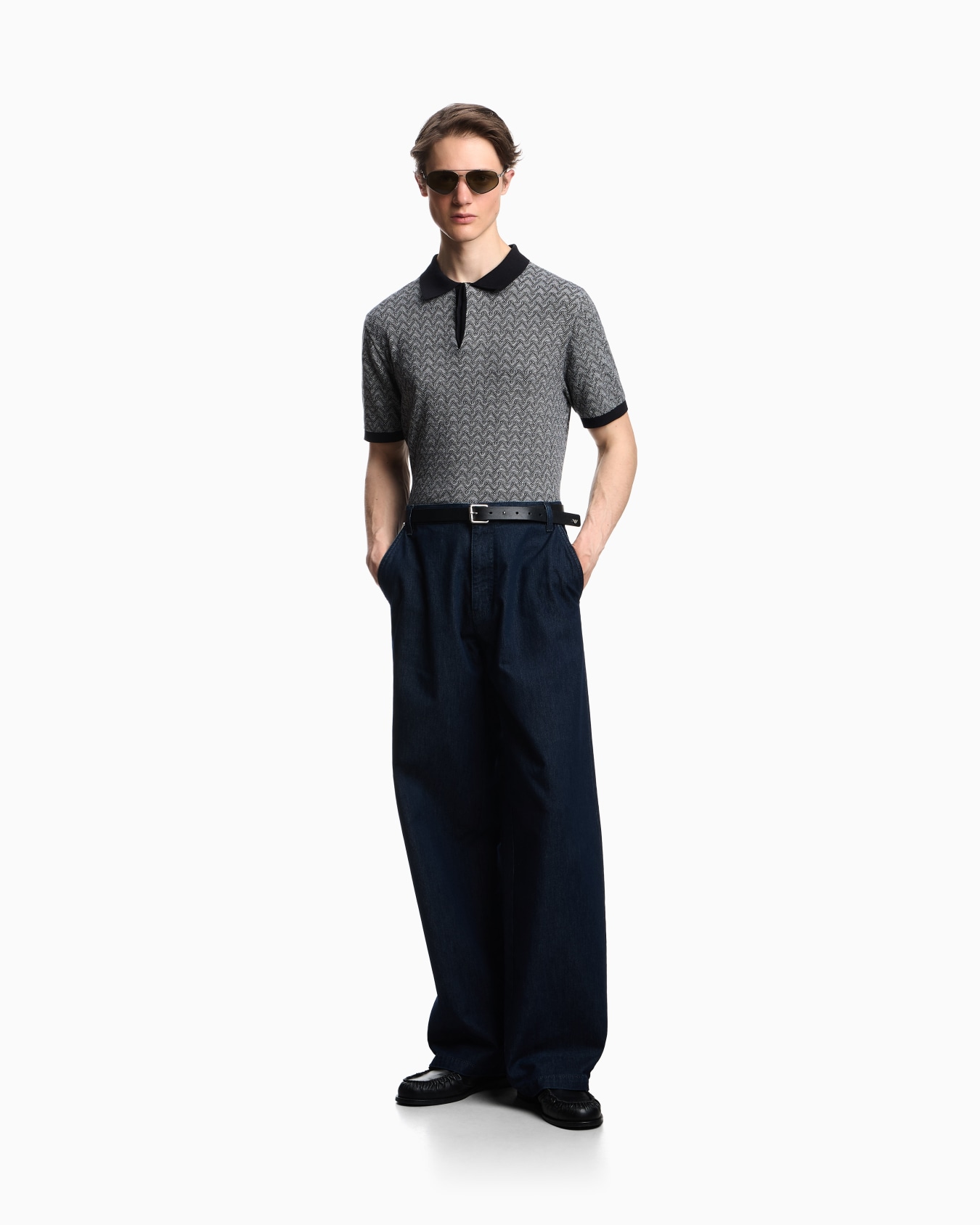 Icon polo-collar jumper in chevron-motif jacquard Slide 2
