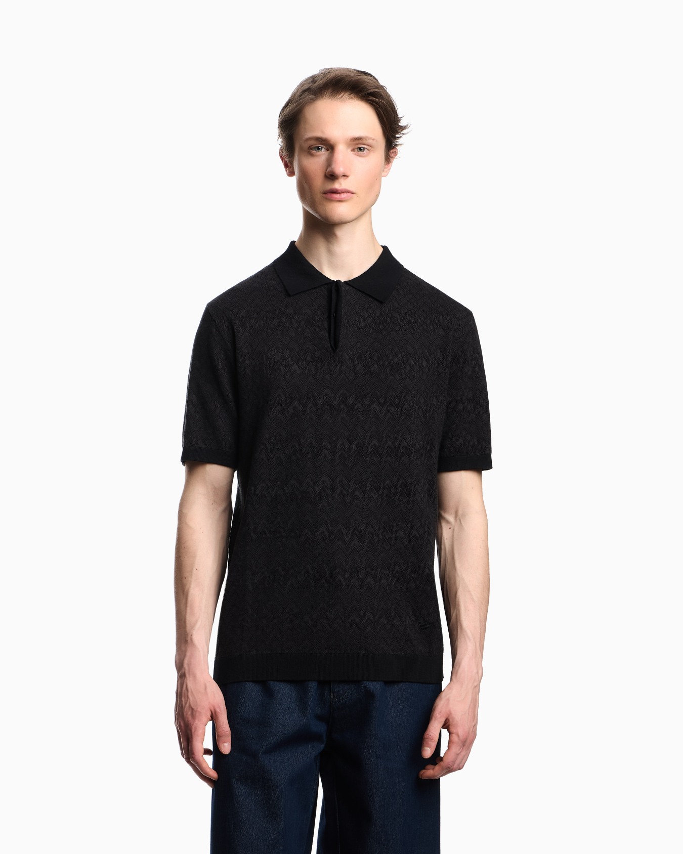 Icon polo-collar jumper in chevron-motif jacquard Slide 3