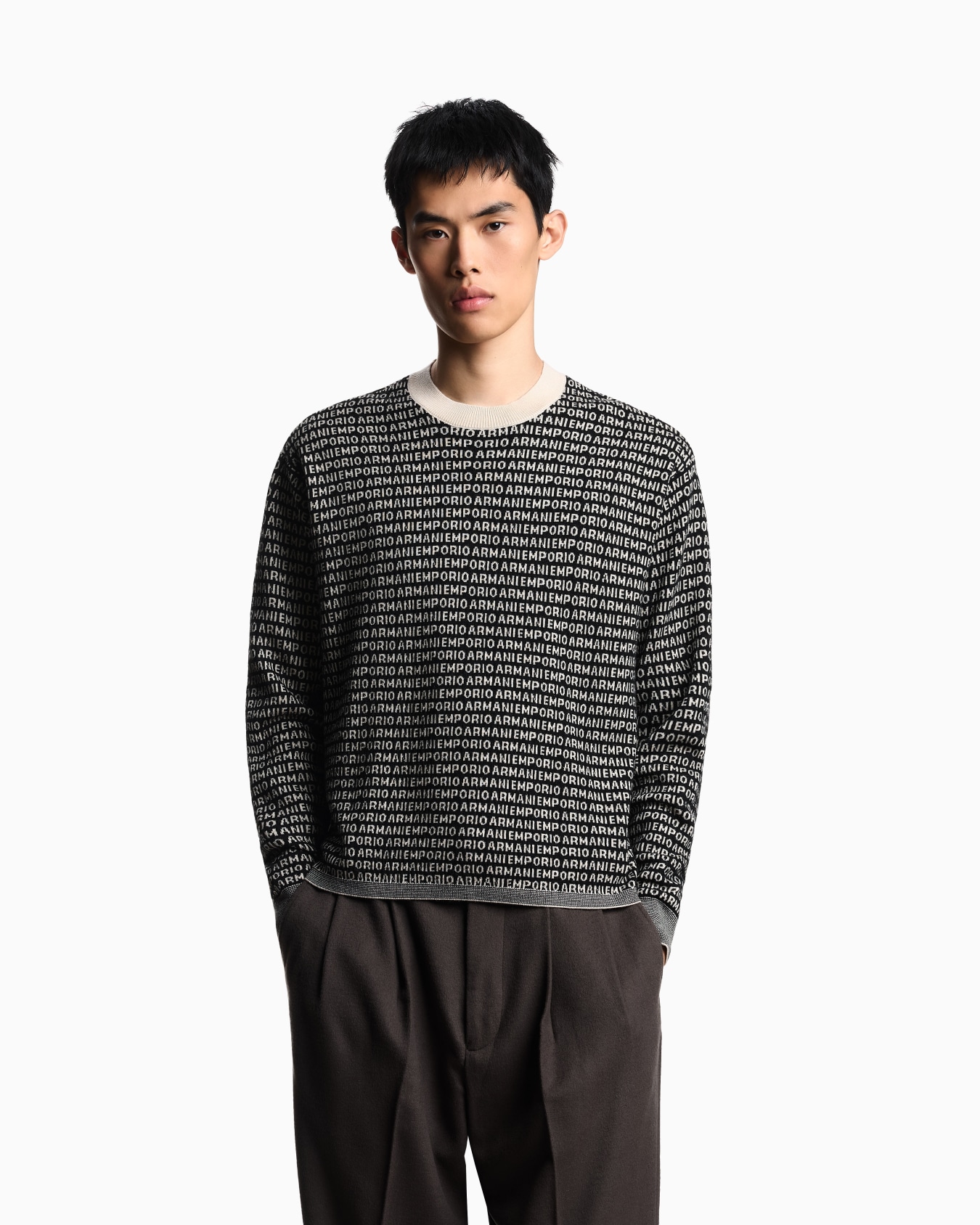Virgin-wool jumper with all-over jacquard signature logo Slide 3