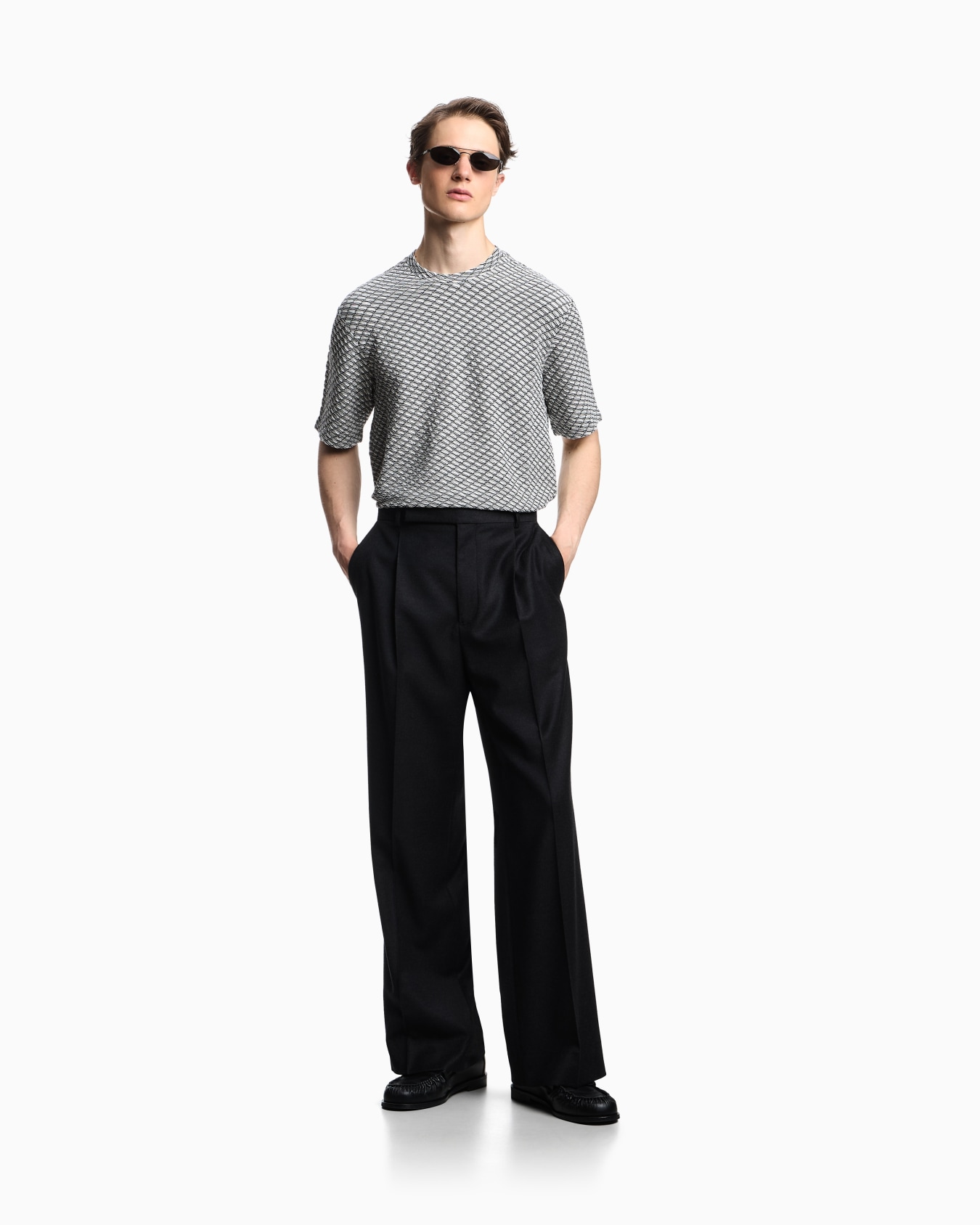 Icon viscose-blend jacquard jersey jumper with op-art motif Slide 2