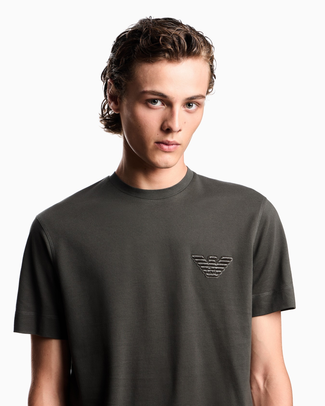 Piqué jersey T-shirt with eagle patch Slide 4
