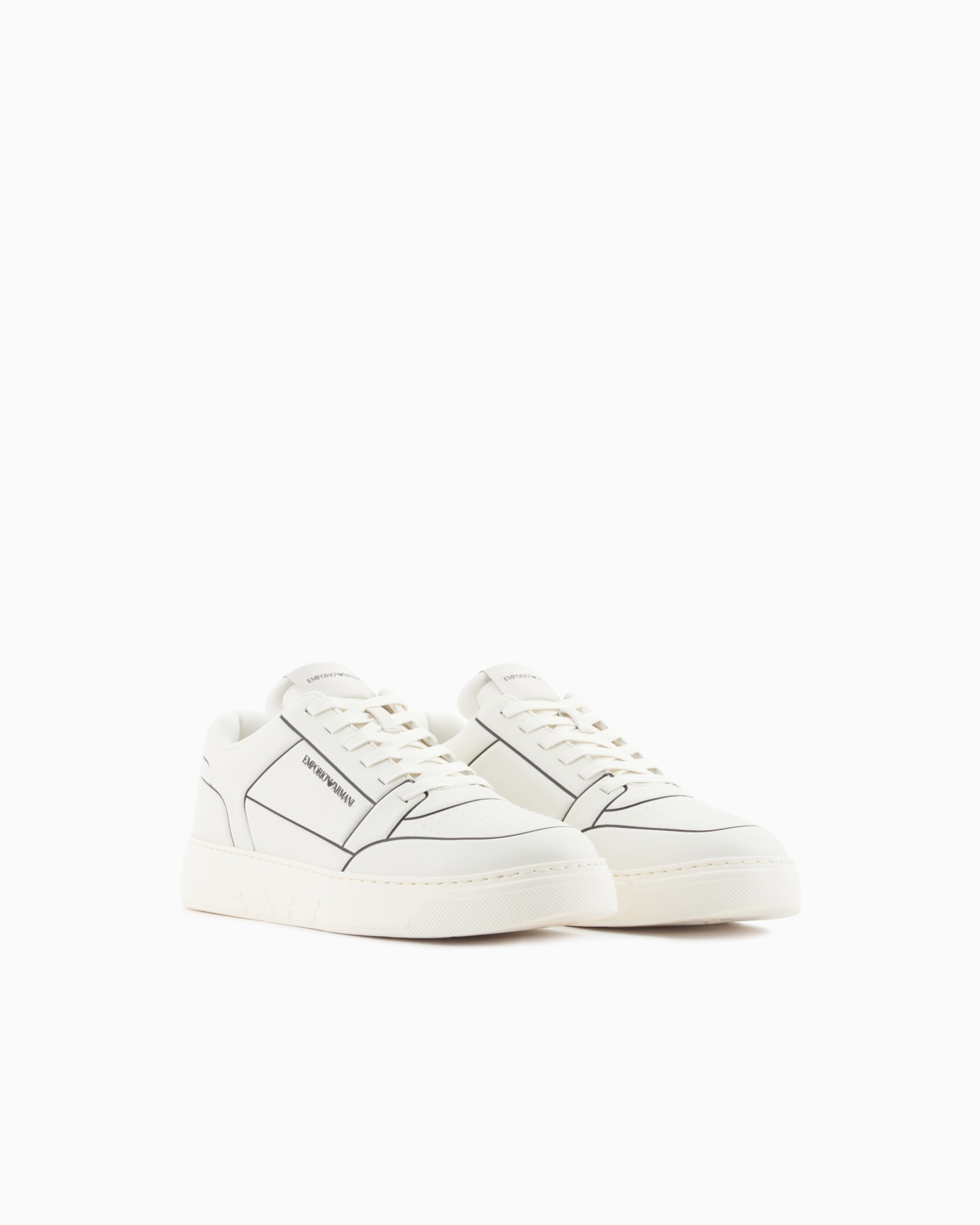 Sneaker aus Leder mit geprägtem Print Folie 1