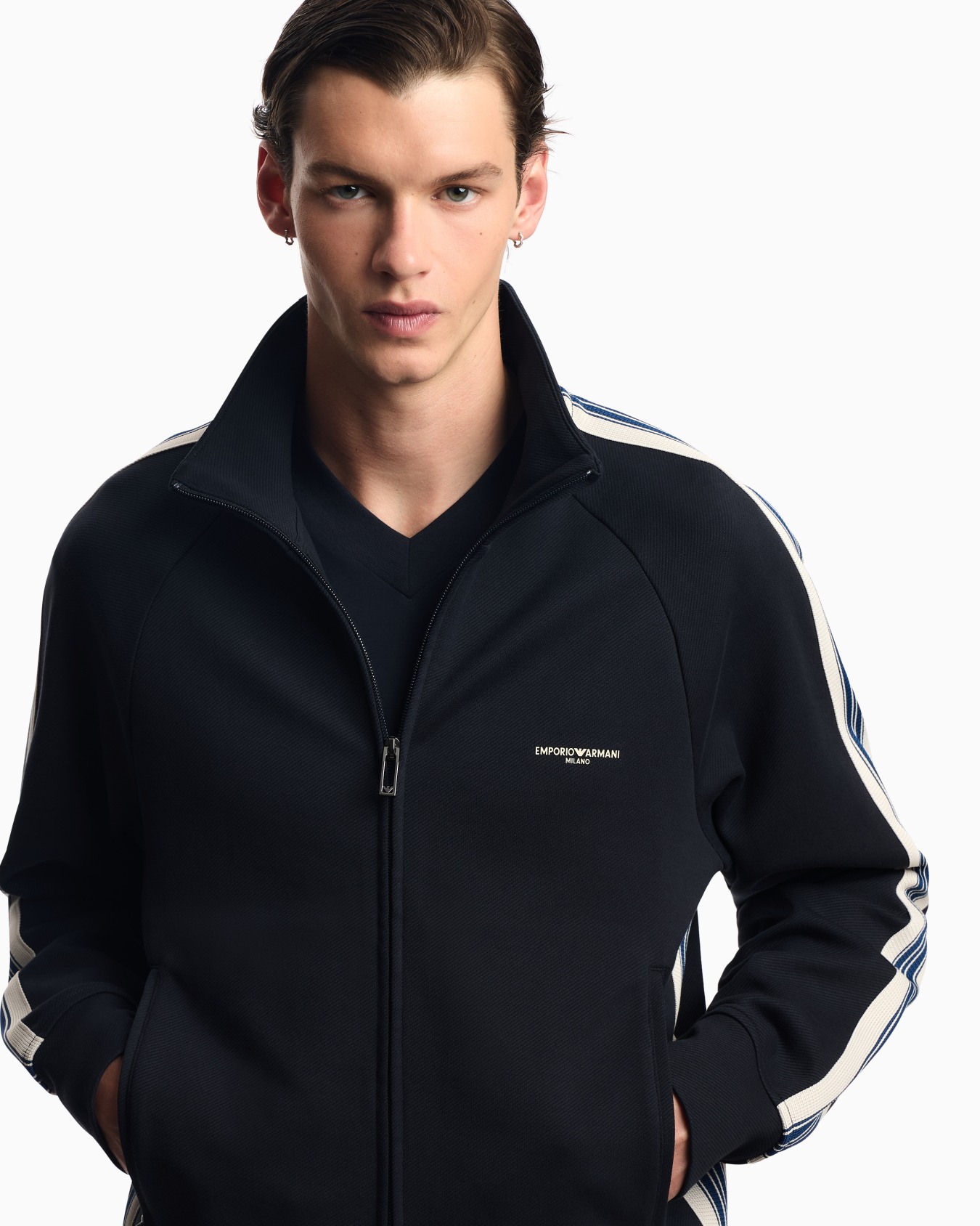ASV full-zip sweatshirt in jersey with contrasting bands Slide 4