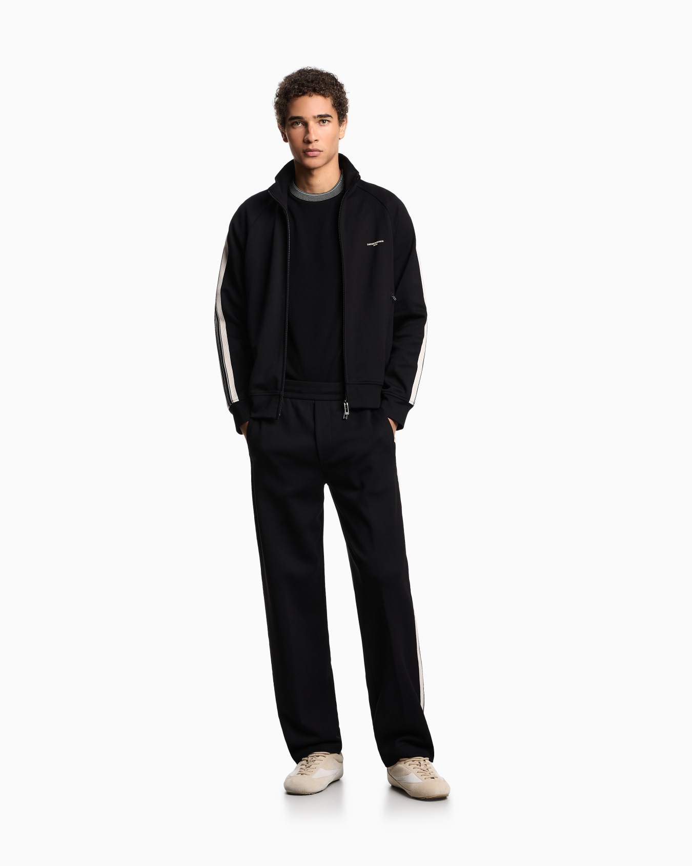 ASV piqué T-shirt with super-embossed EA embroidery Slide 1