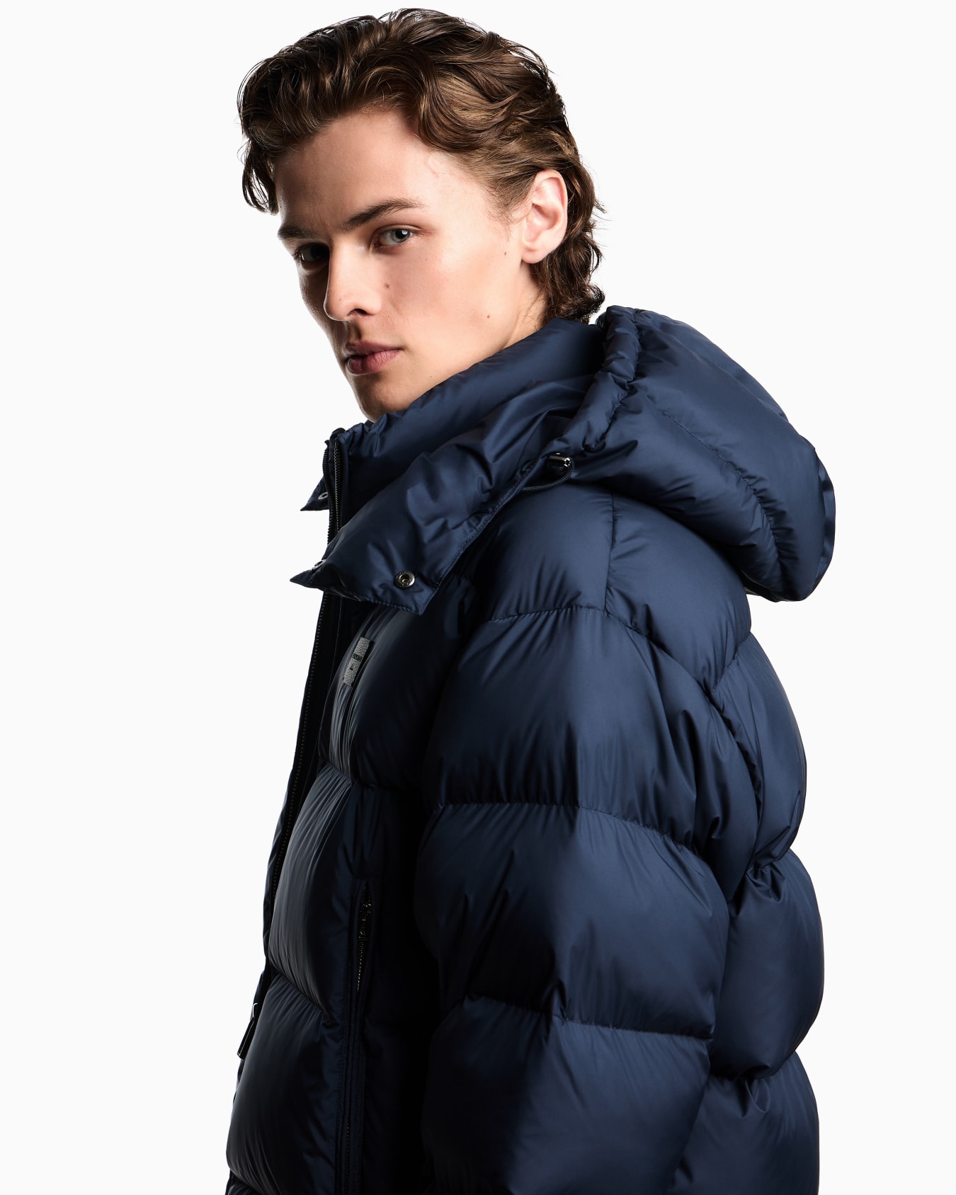 Water-repellent, quilted ripstop nylon hooded down jacket Slide 4