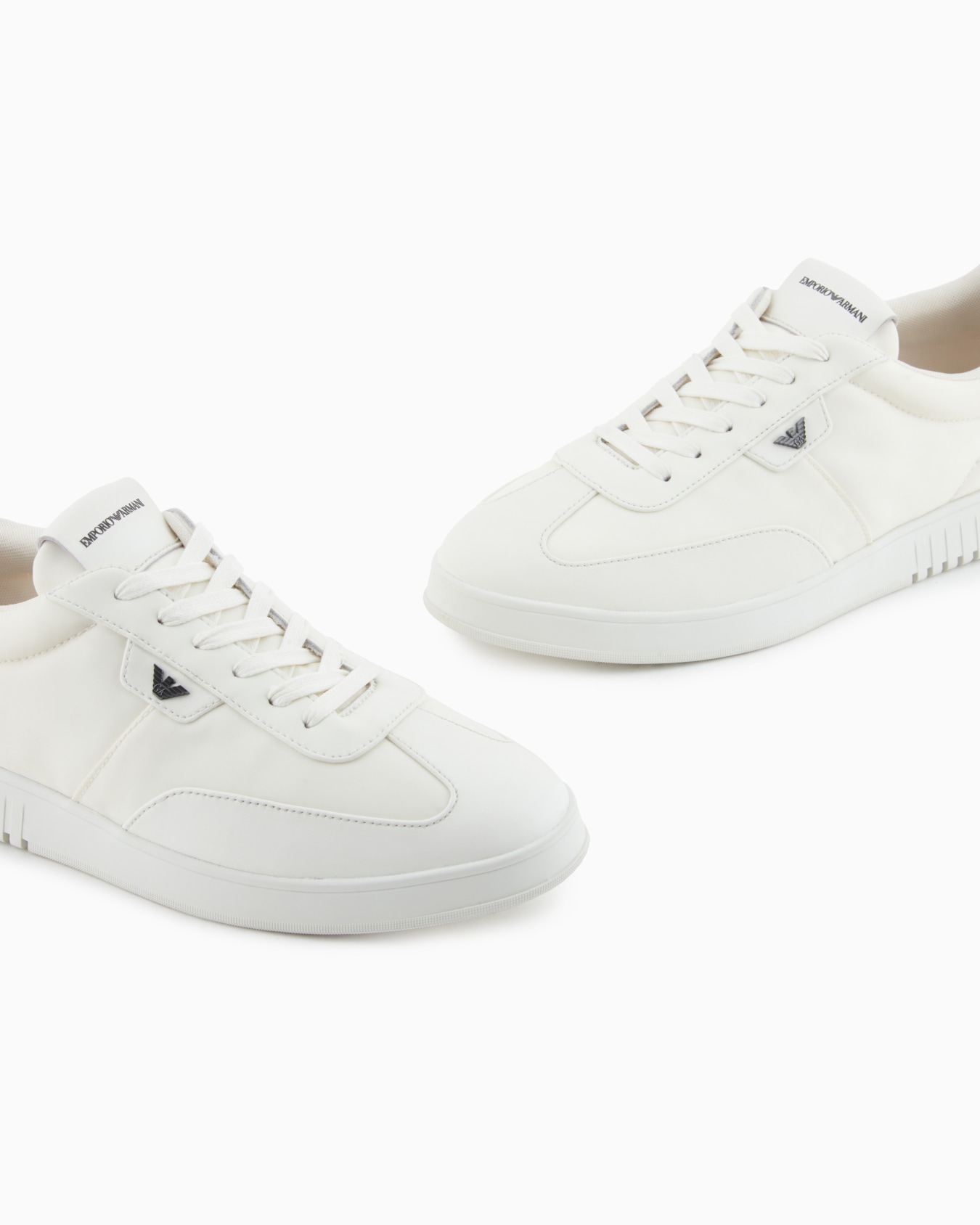 Nylon sneakers with leather details Slide 4