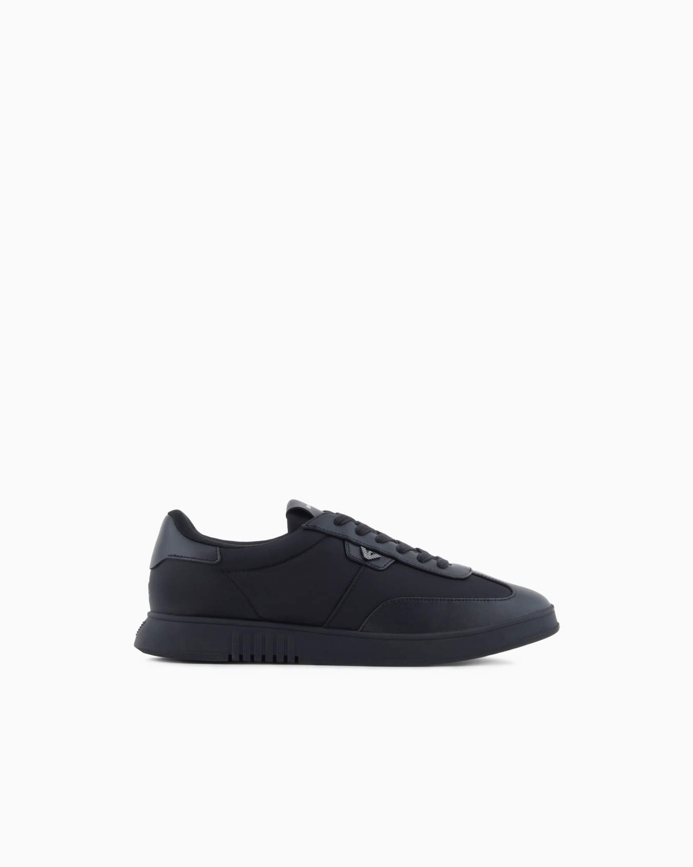 Sneakers in nylon con dettagli in pelle Slide 0