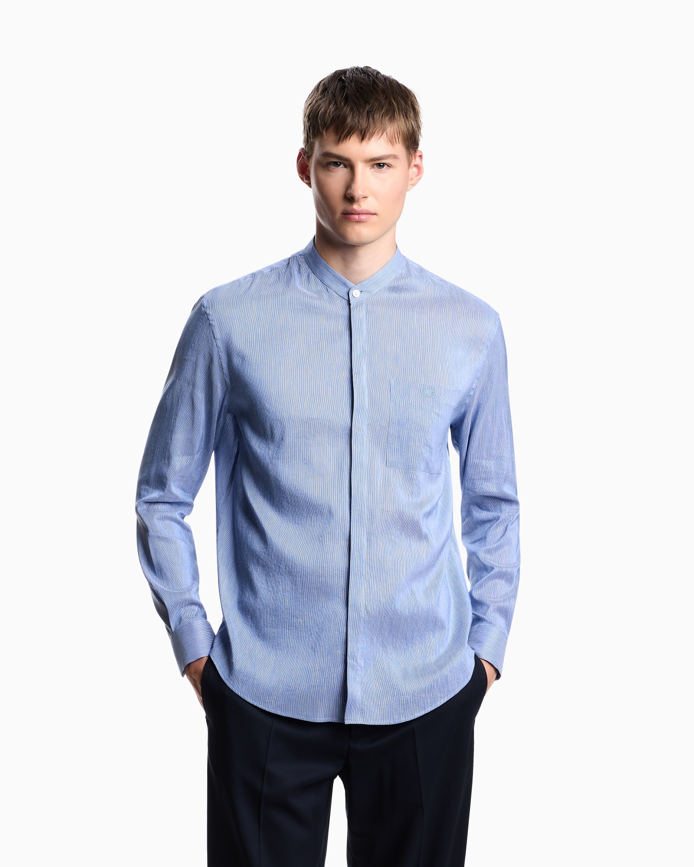 Linen and silk blend chambray shirt with guru collar Slide 3