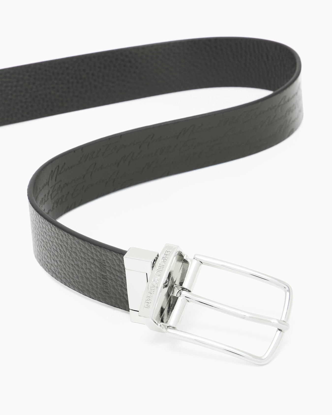 Leather reversible belt with signature logo Slide 1