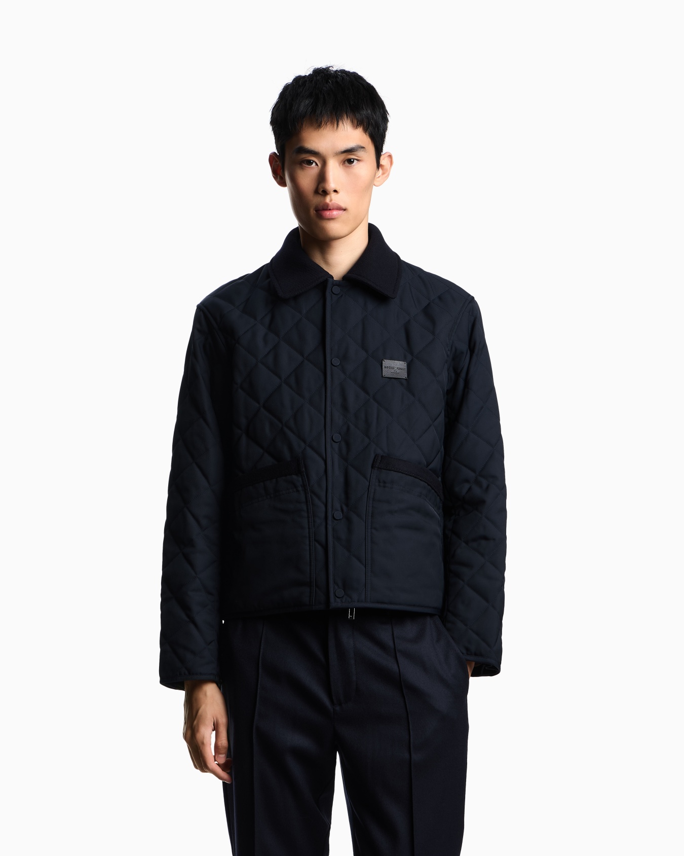 Blouson en nylon matelassé avec détails en flanelle Diapositive 3