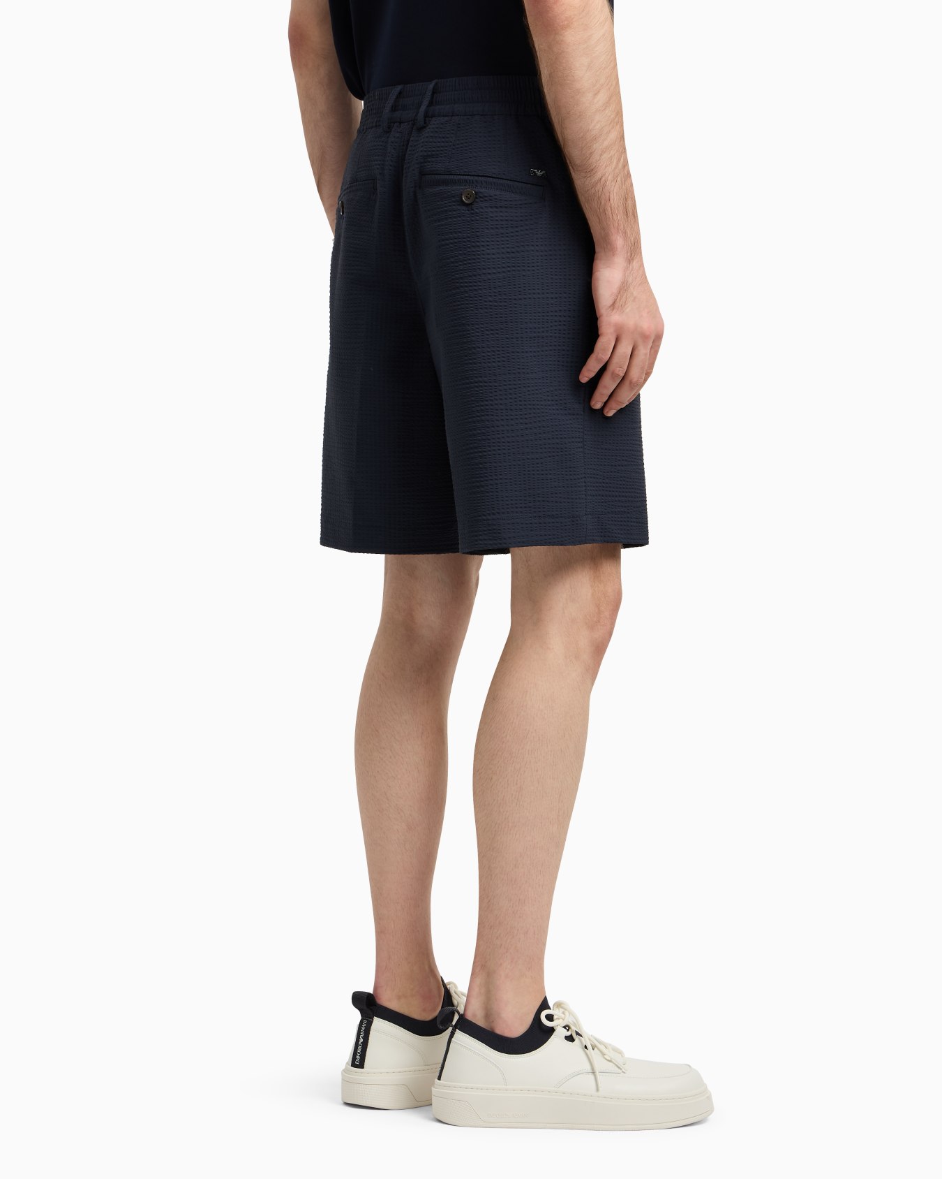 Seersucker nylon chino-style Bermuda shorts Slide 3