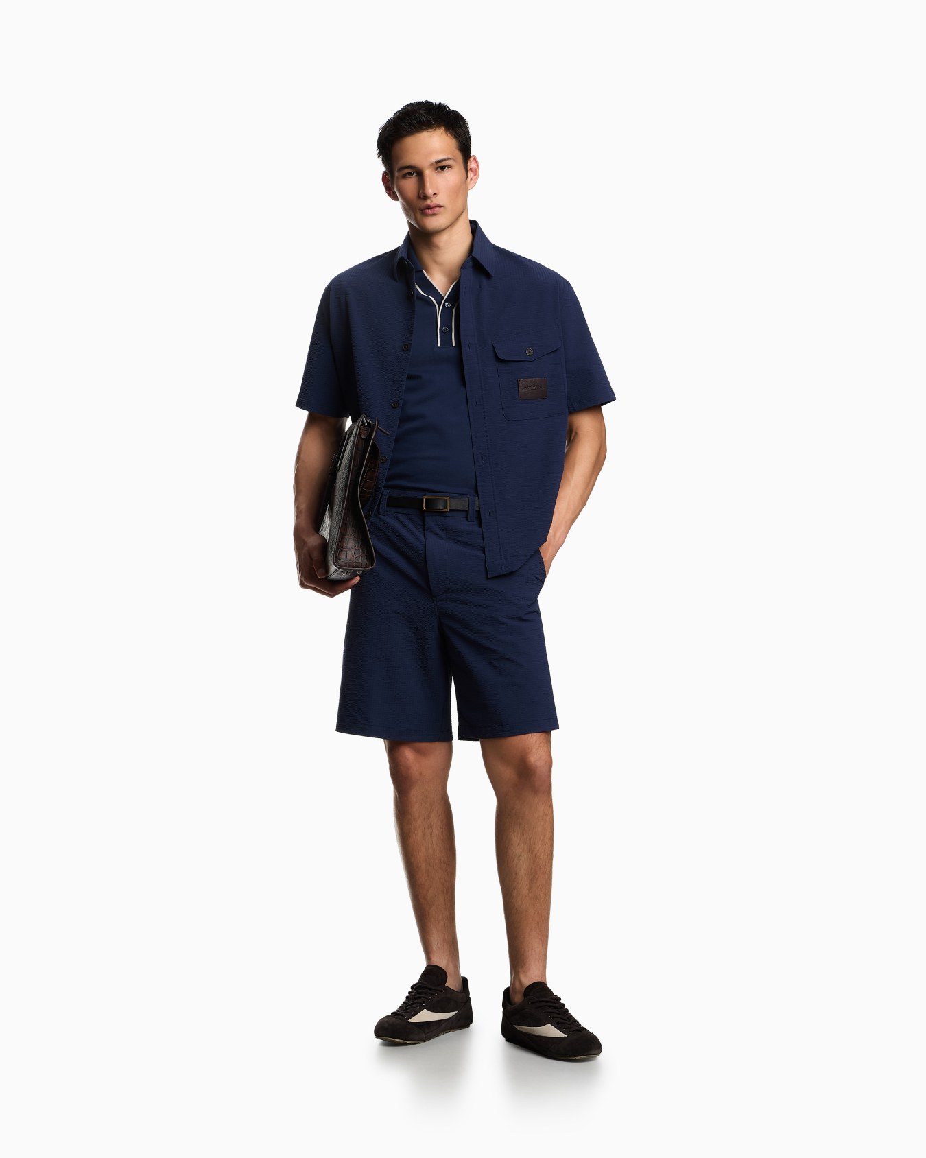 Short-sleeved oversized shirt in nylon seersucker Slide 1