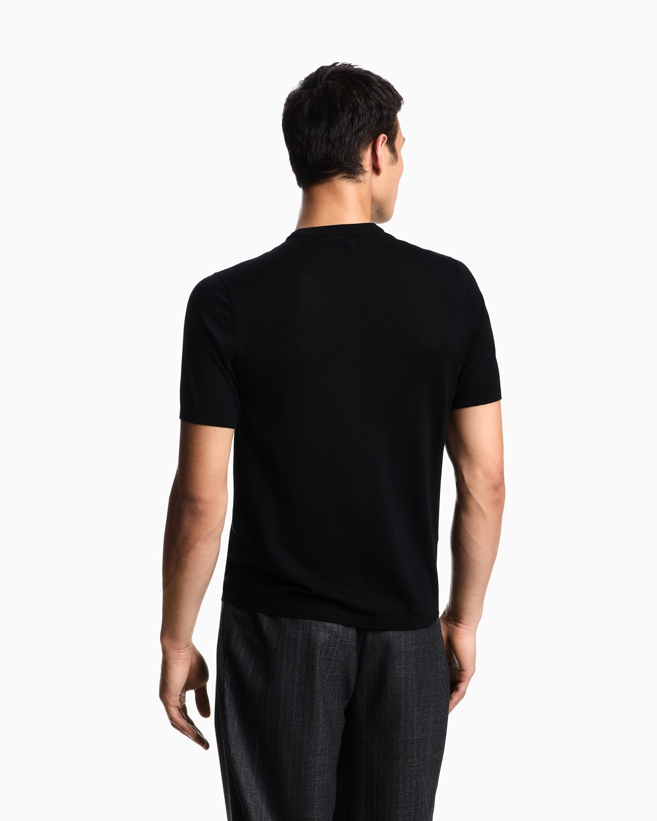 Short-sleeved jumper in a seamless plain-knit virgin wool Slide 2